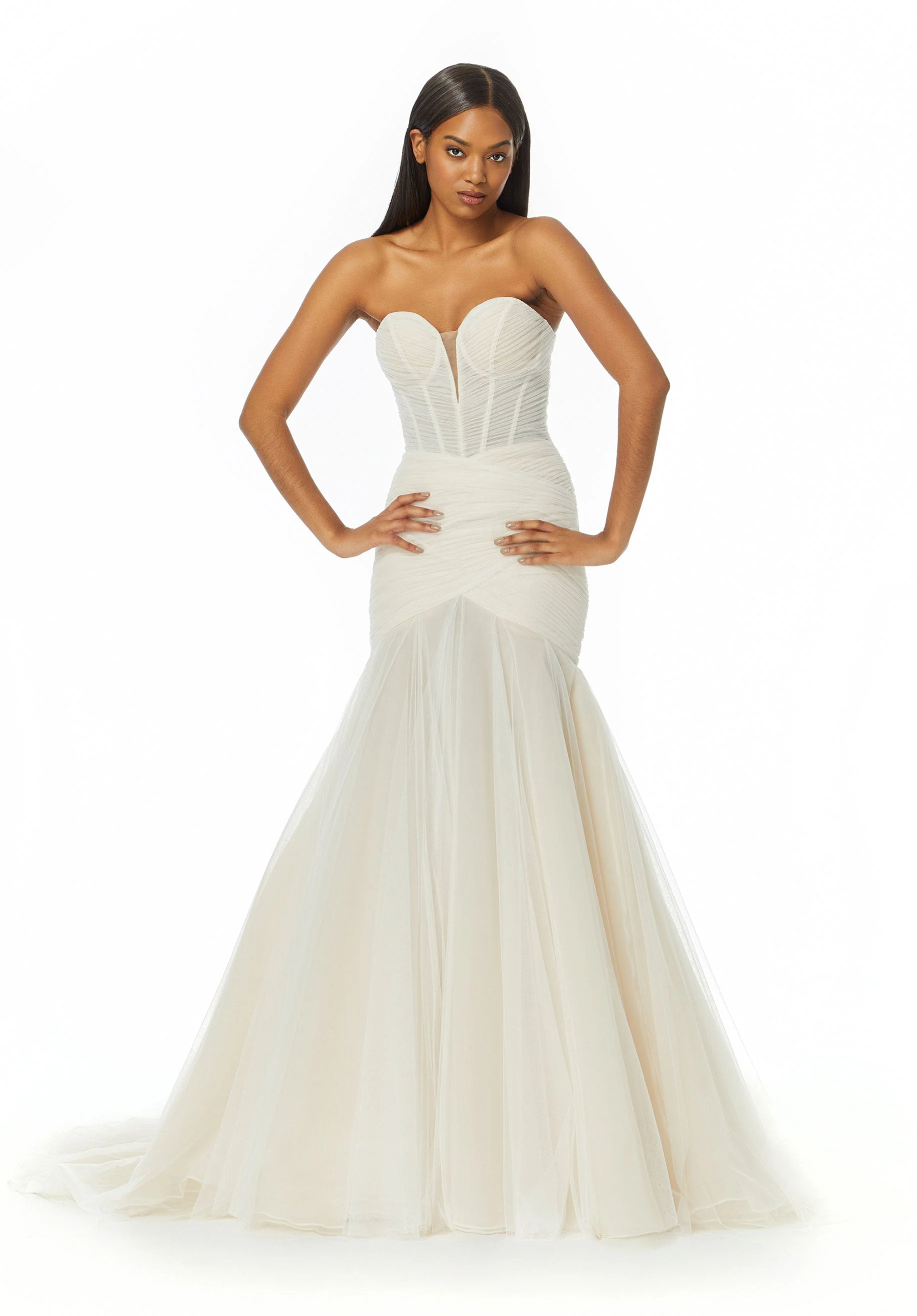 Adrianna Wedding Dress - Image 4