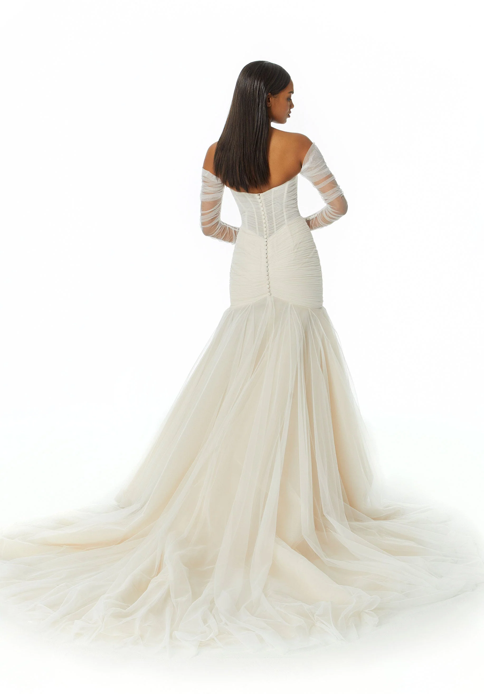 Adrianna Wedding Dress - Image 5