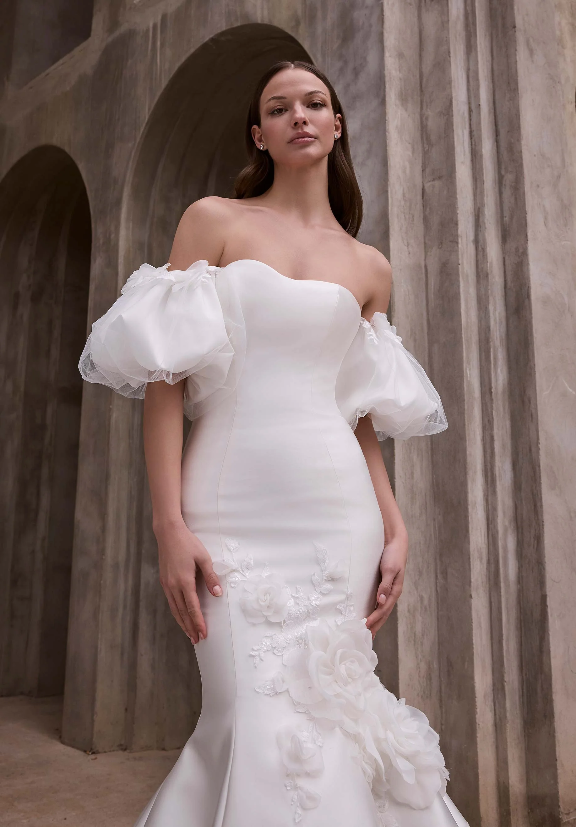Aelina Wedding Dress - Image 2