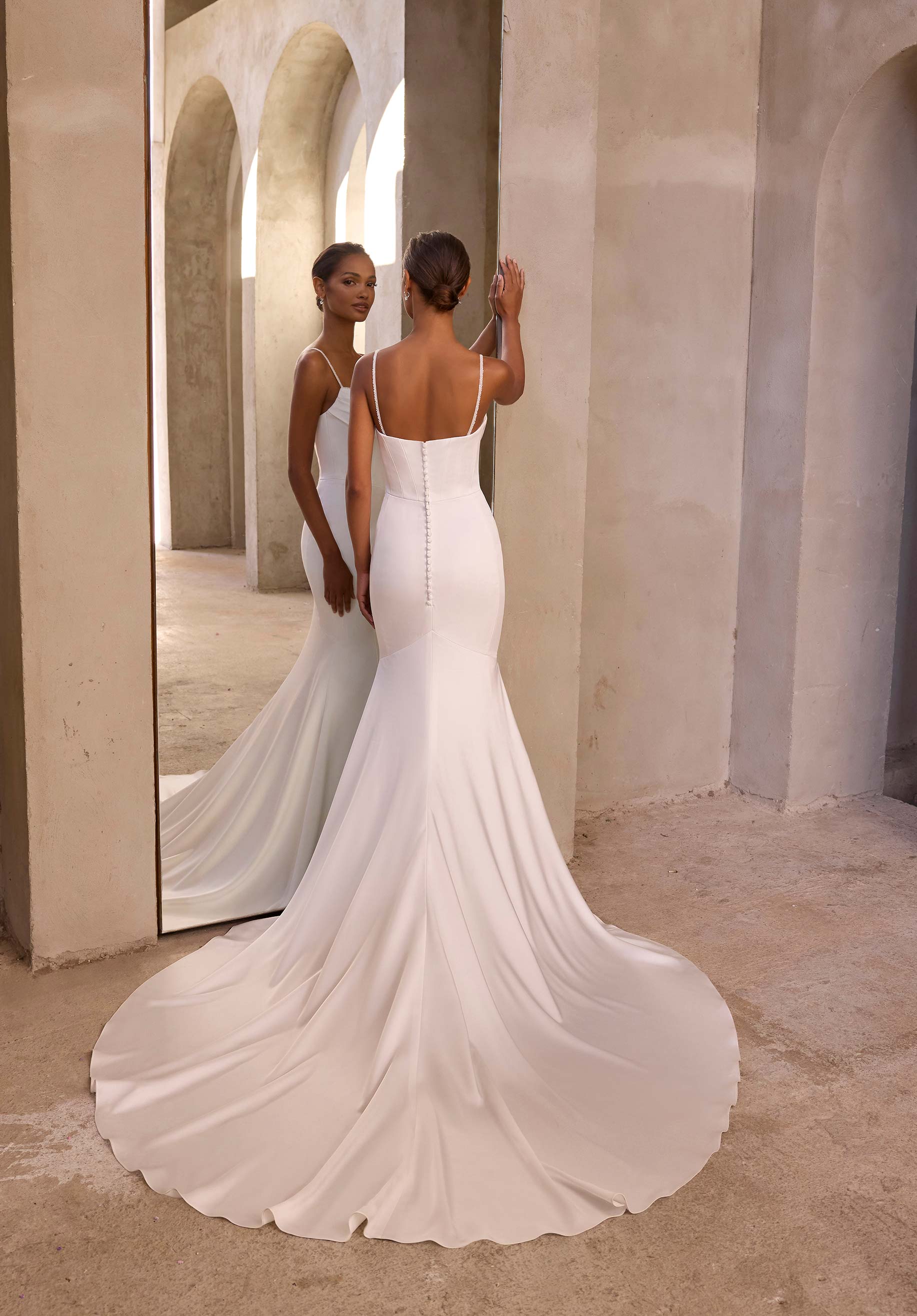 Alia Wedding Dress - Image 4