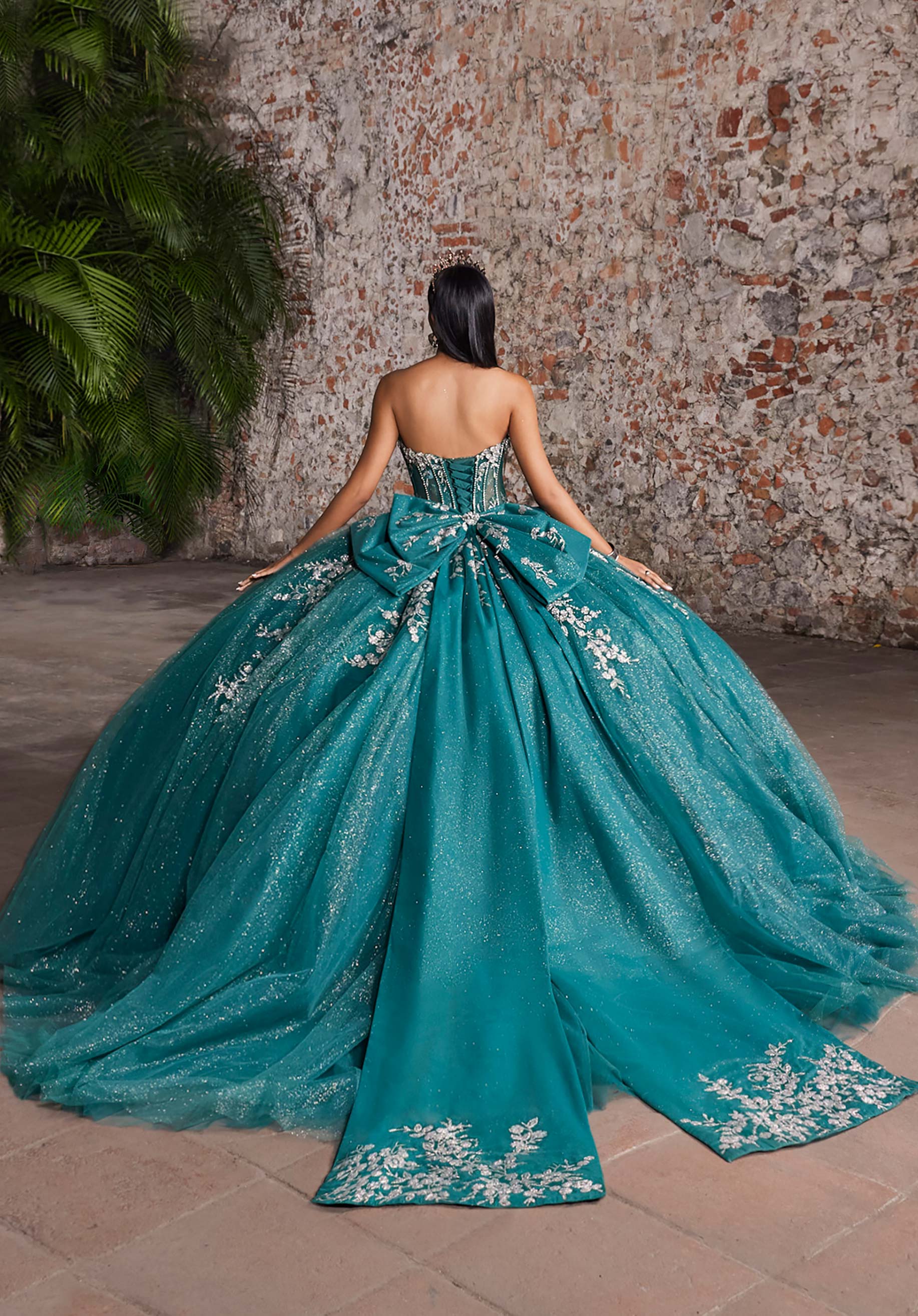 Alma Quinceañera Dress - Image 7