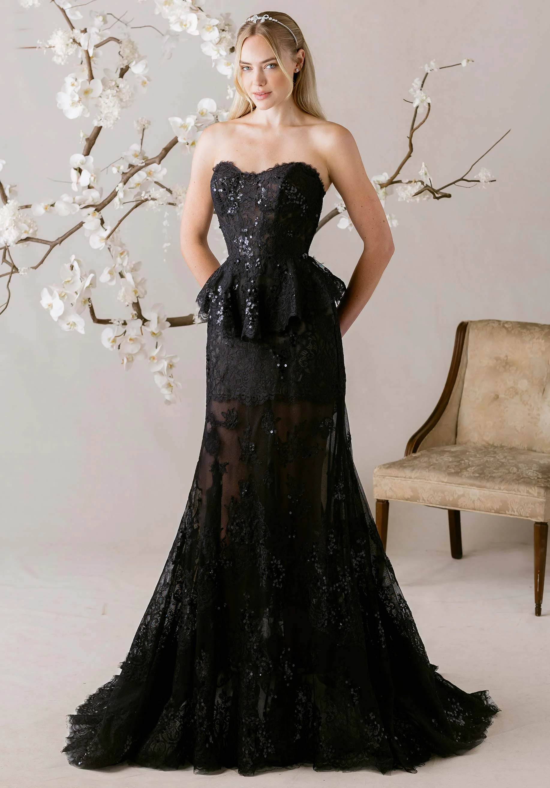 Aloura Wedding Dress - Image 6