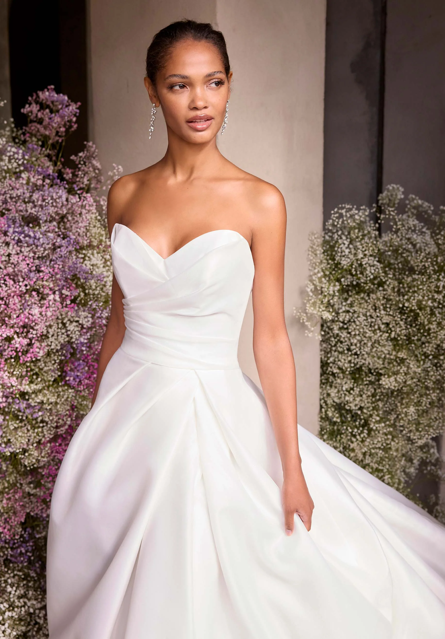 Andromeda Wedding Dress - Image 2