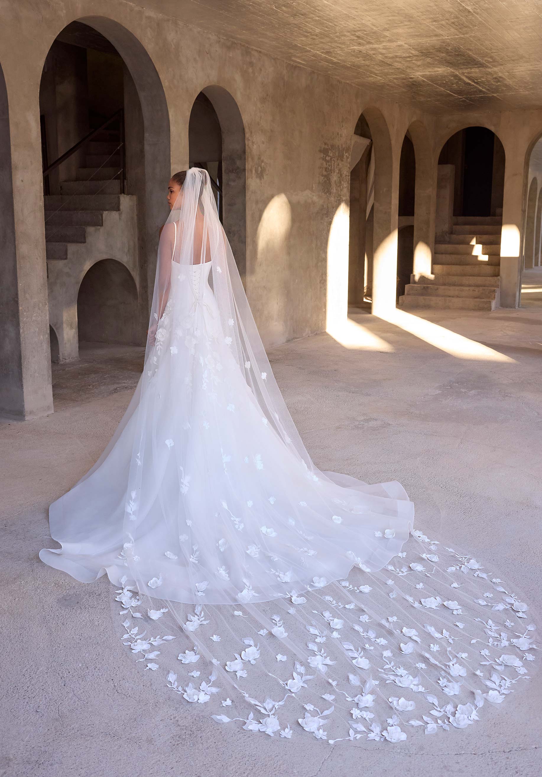 Anemone Wedding Dress - Image 5