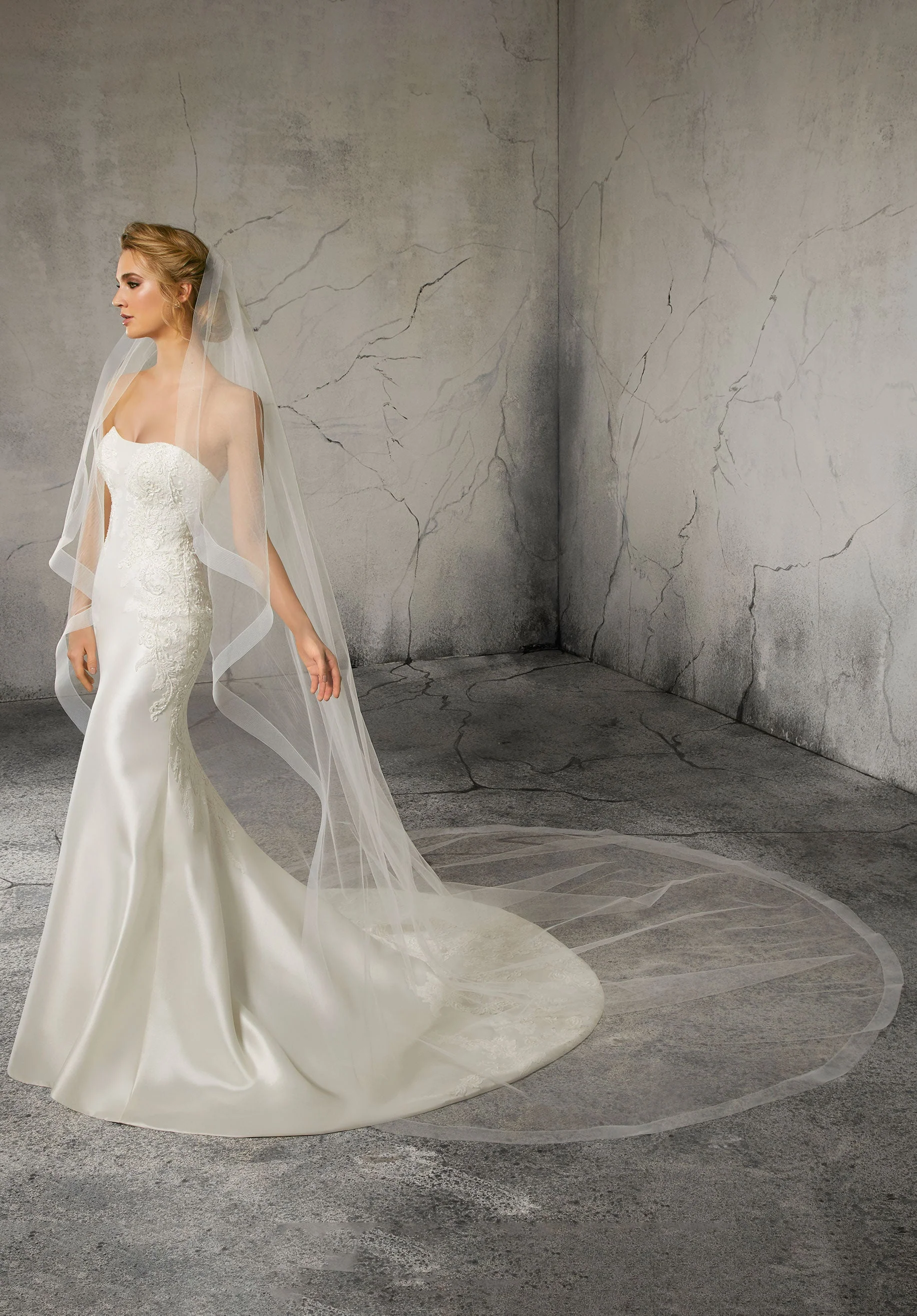 Angel Cut Veil Edged with Horsehair