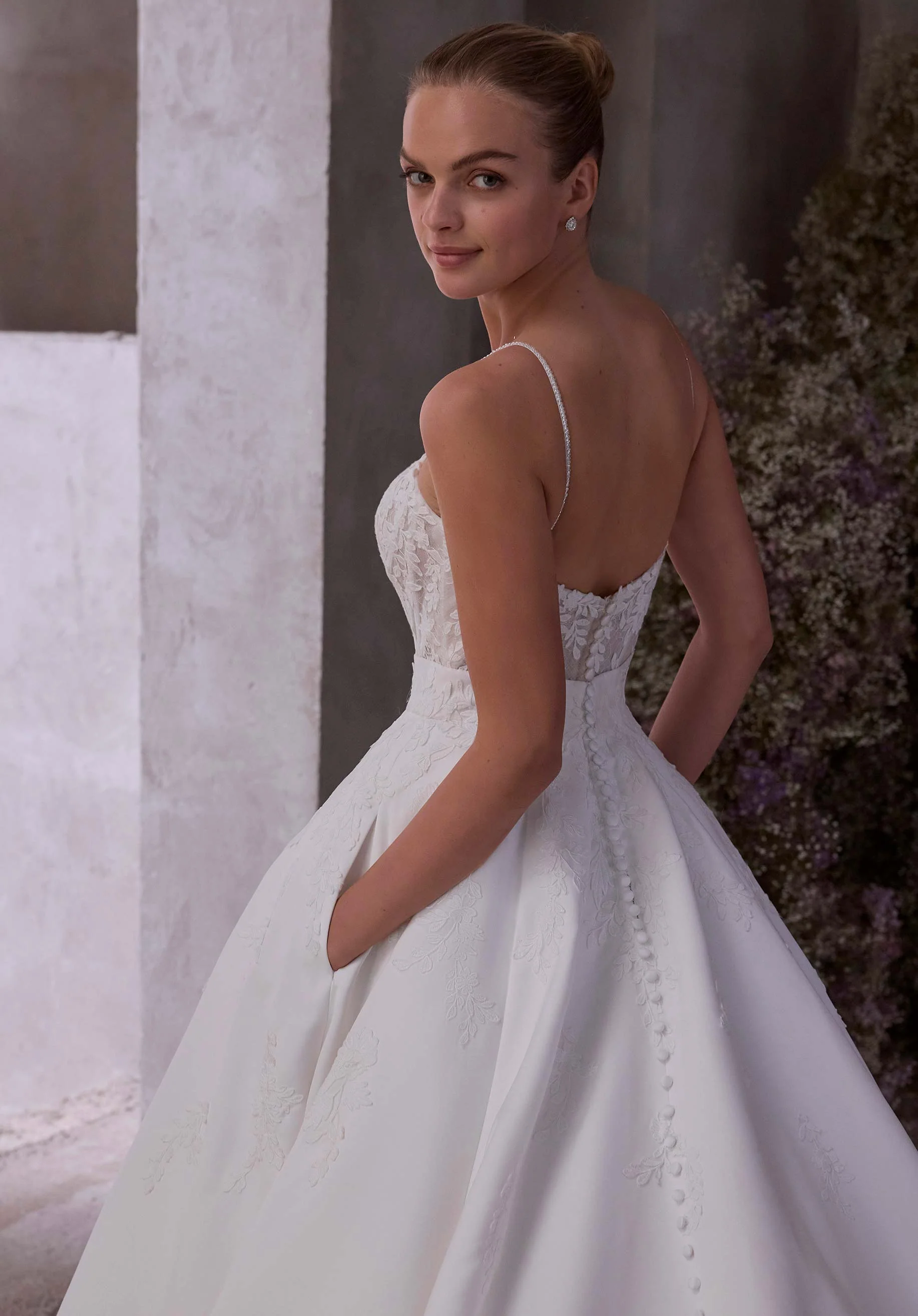 Angeline Wedding Dress - Image 3