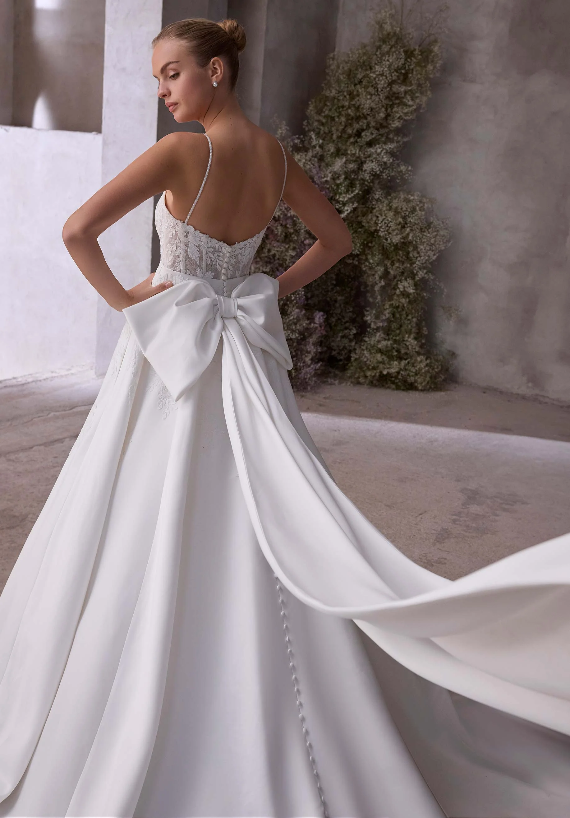Angeline Wedding Dress - Image 4