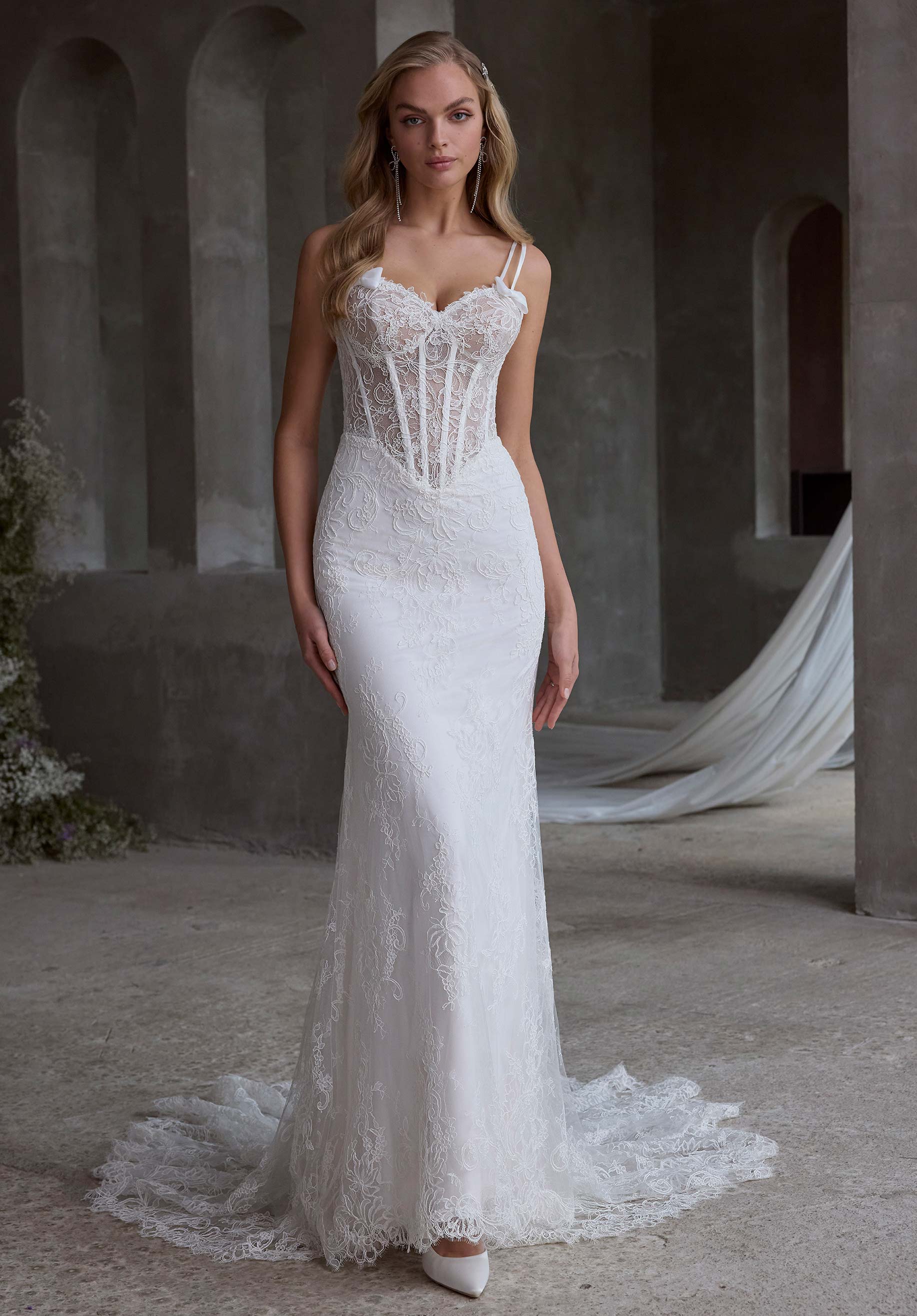 Arty Wedding Dress - Image 4