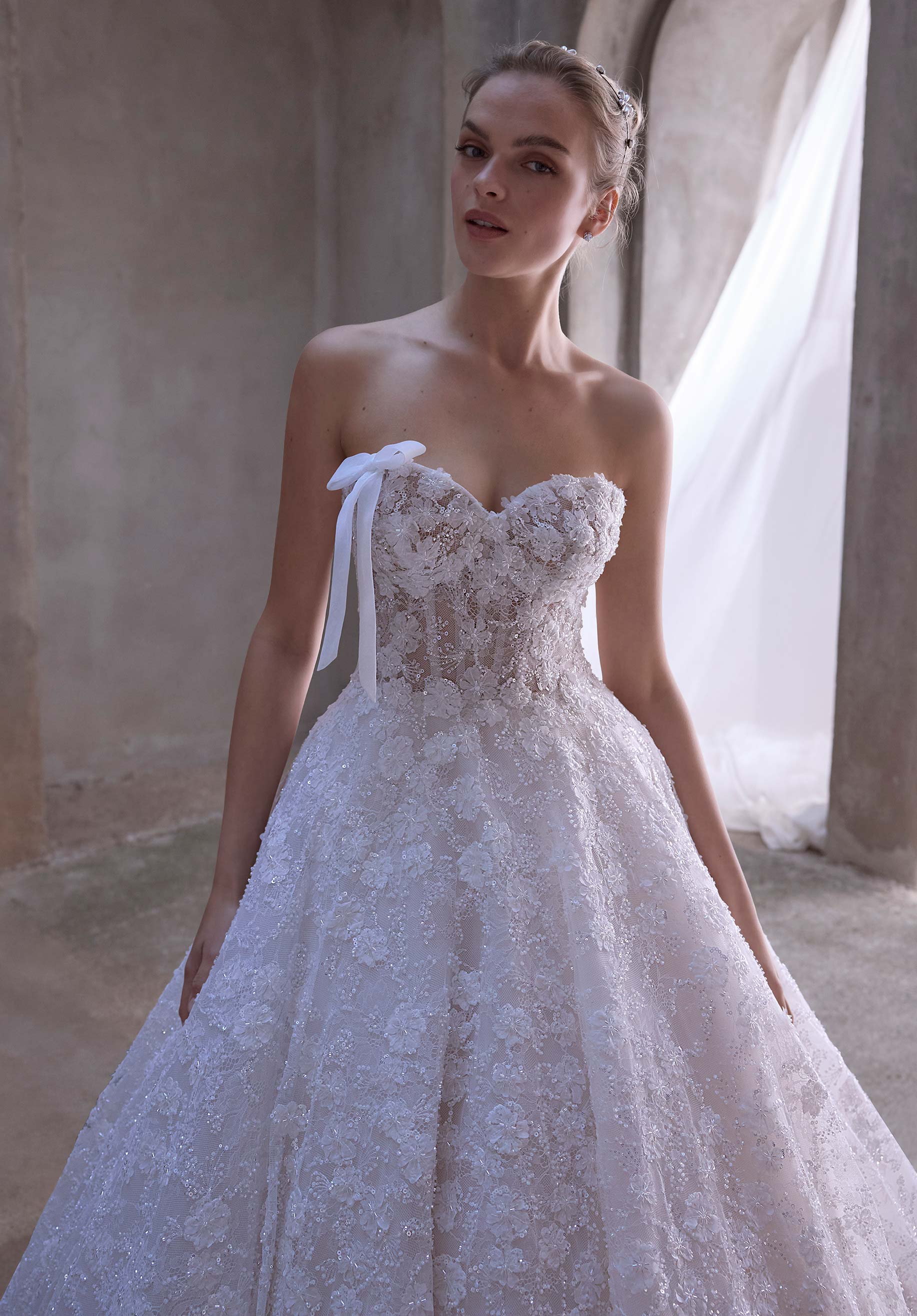Arys Wedding Dress - Image 2