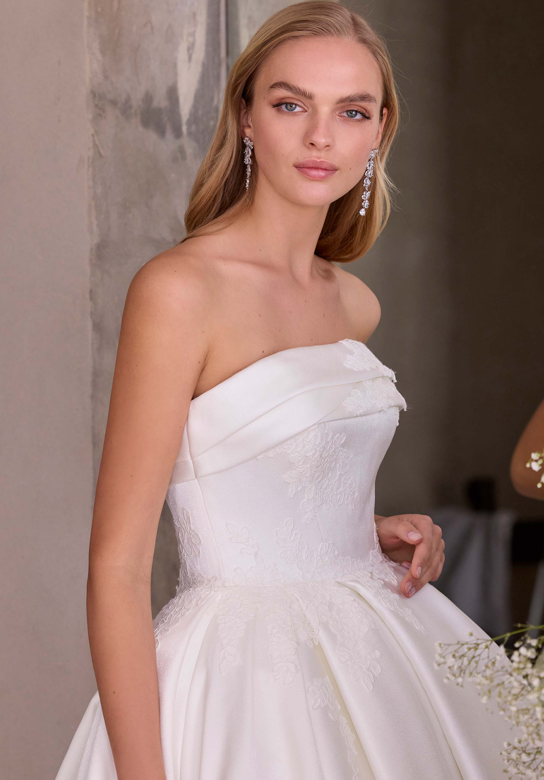 Asteria Wedding Dress - Image 2