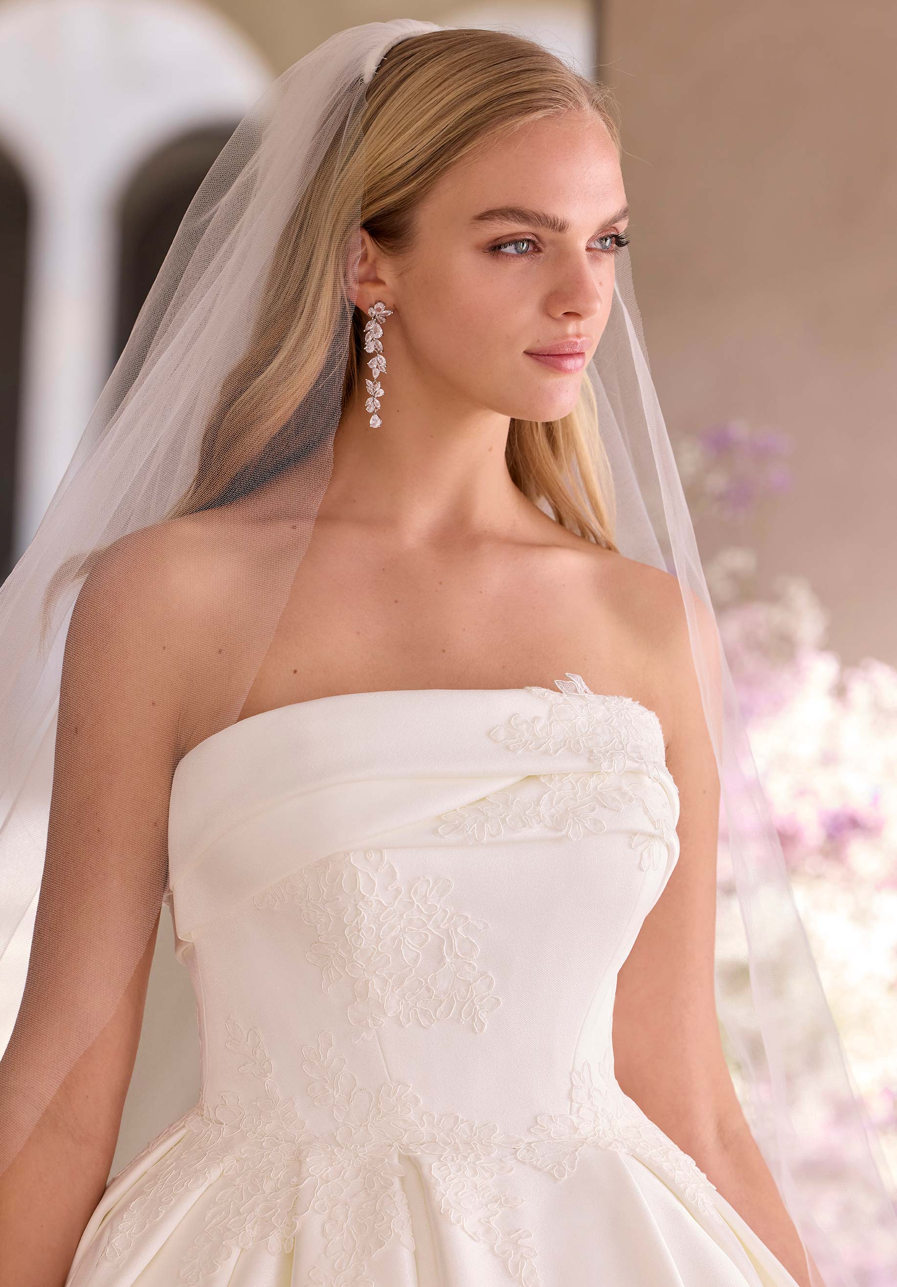Asteria Wedding Dress - Image 3