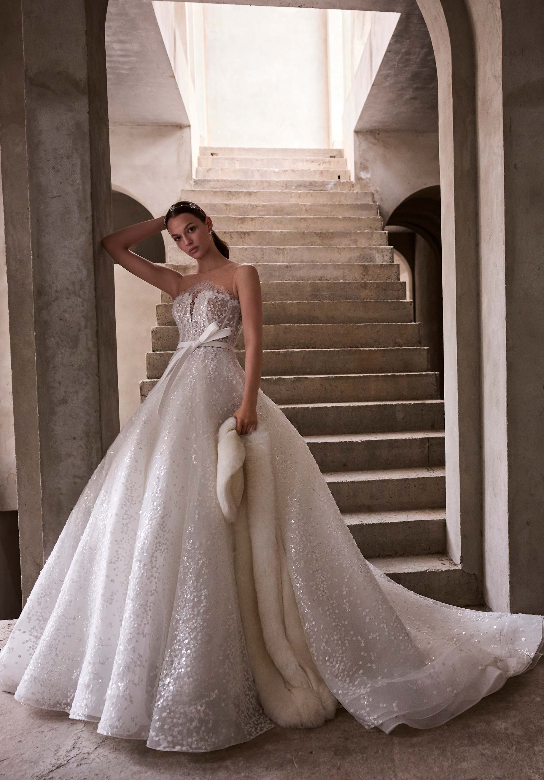 Astraia Wedding Dress - Image 4