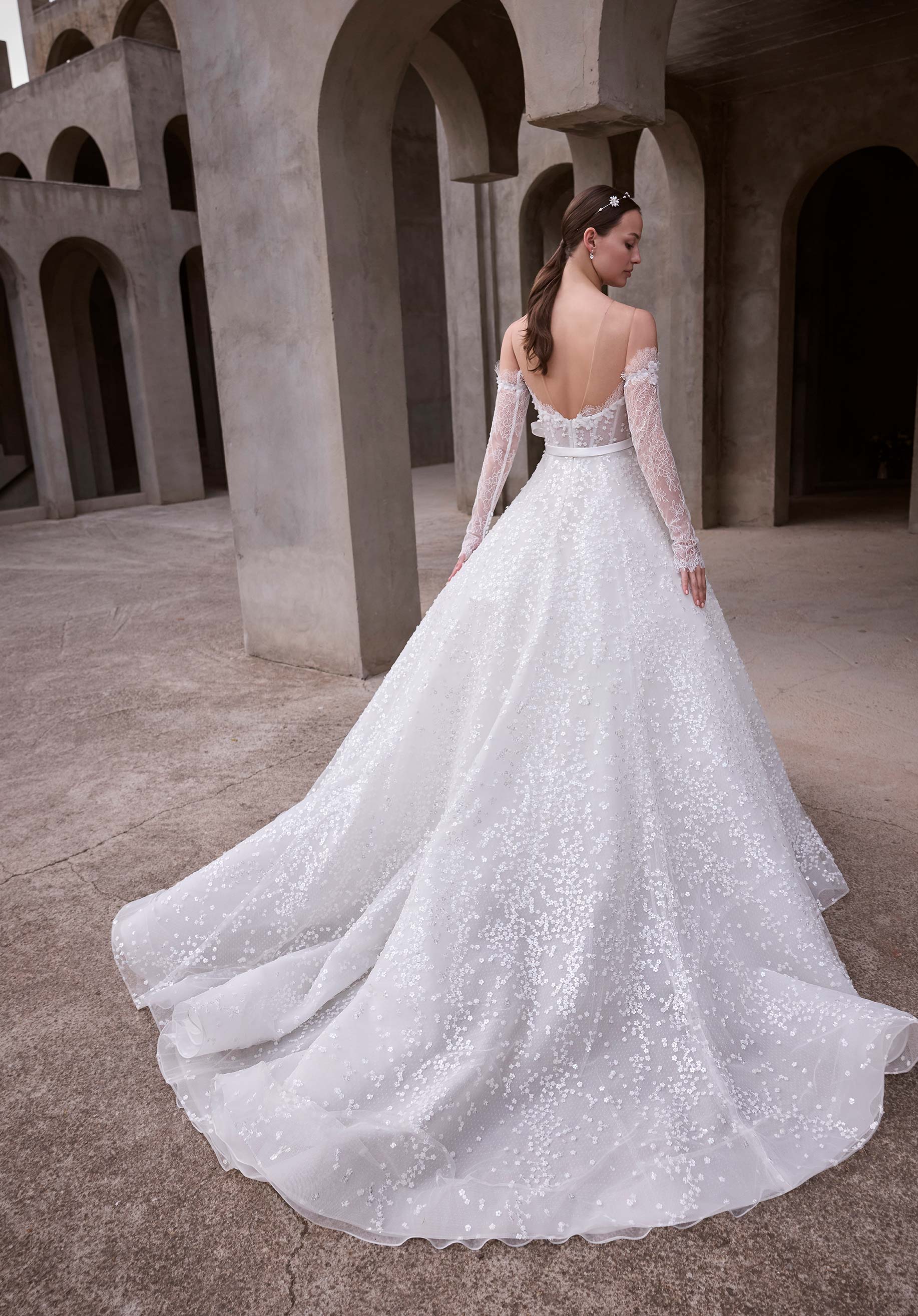 Astraia Wedding Dress - Image 7