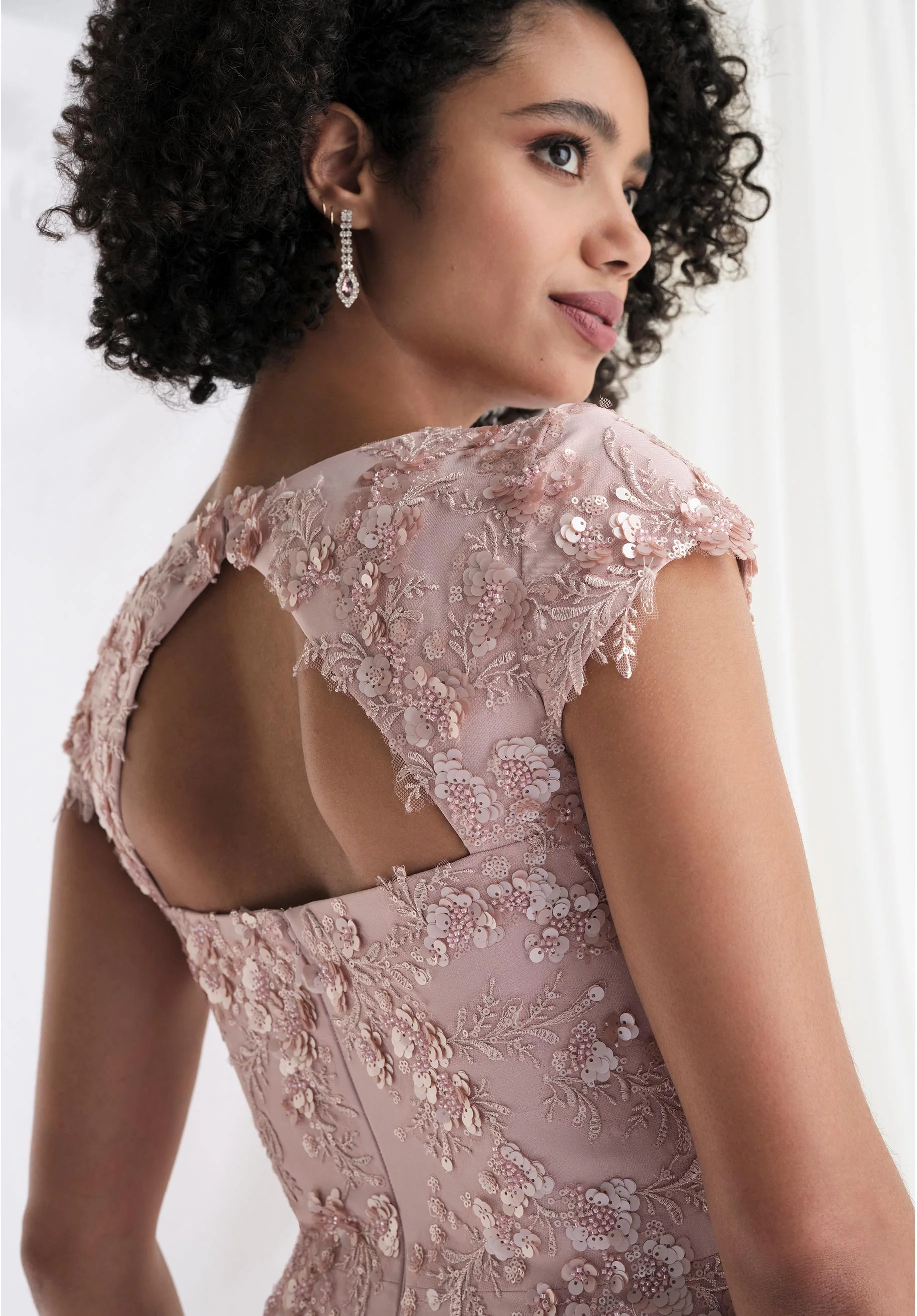 Beaded Appliqué Crepe A-Line Evening Gown - Image 5