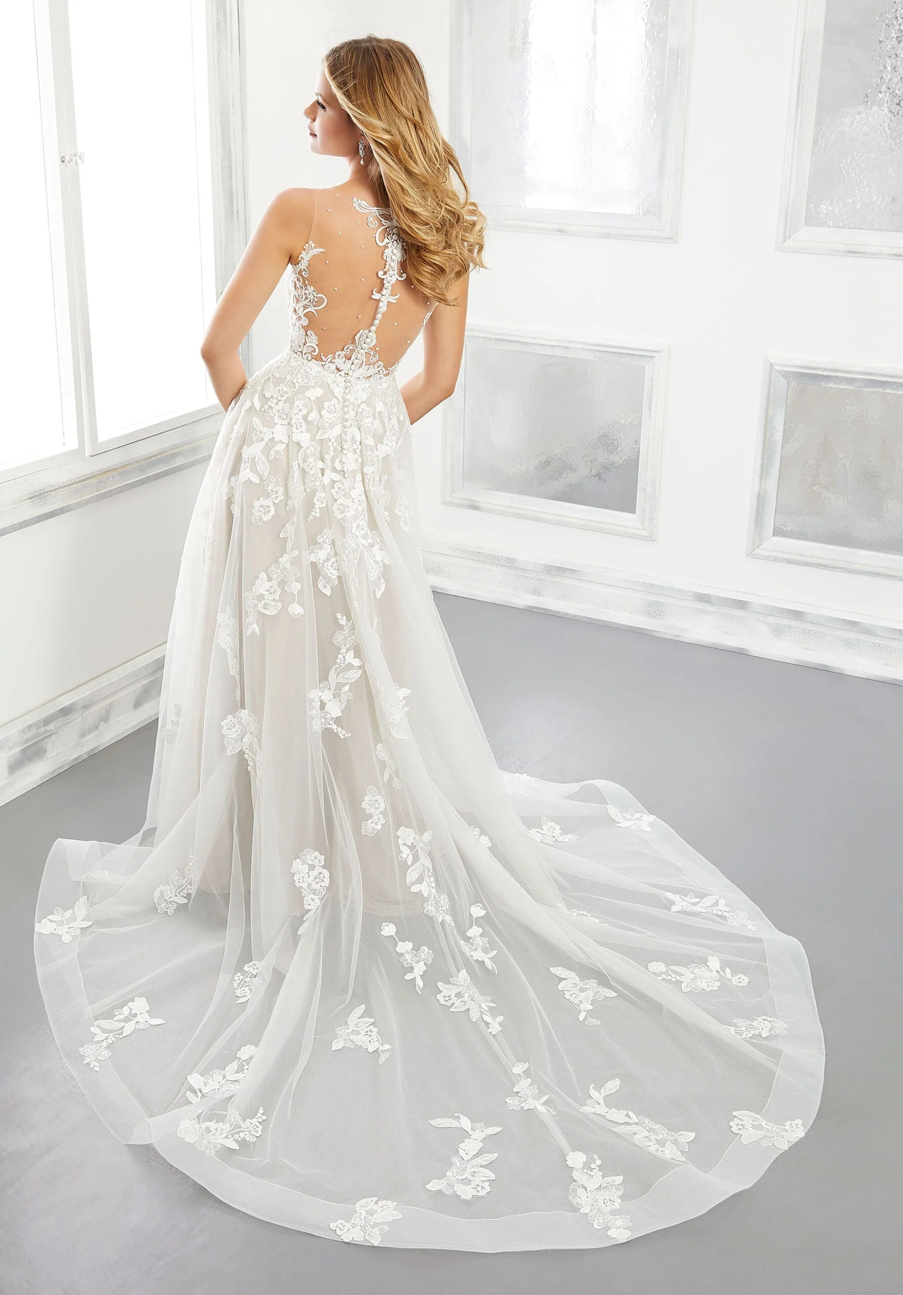 Bernadette Wedding Dress - Image 8