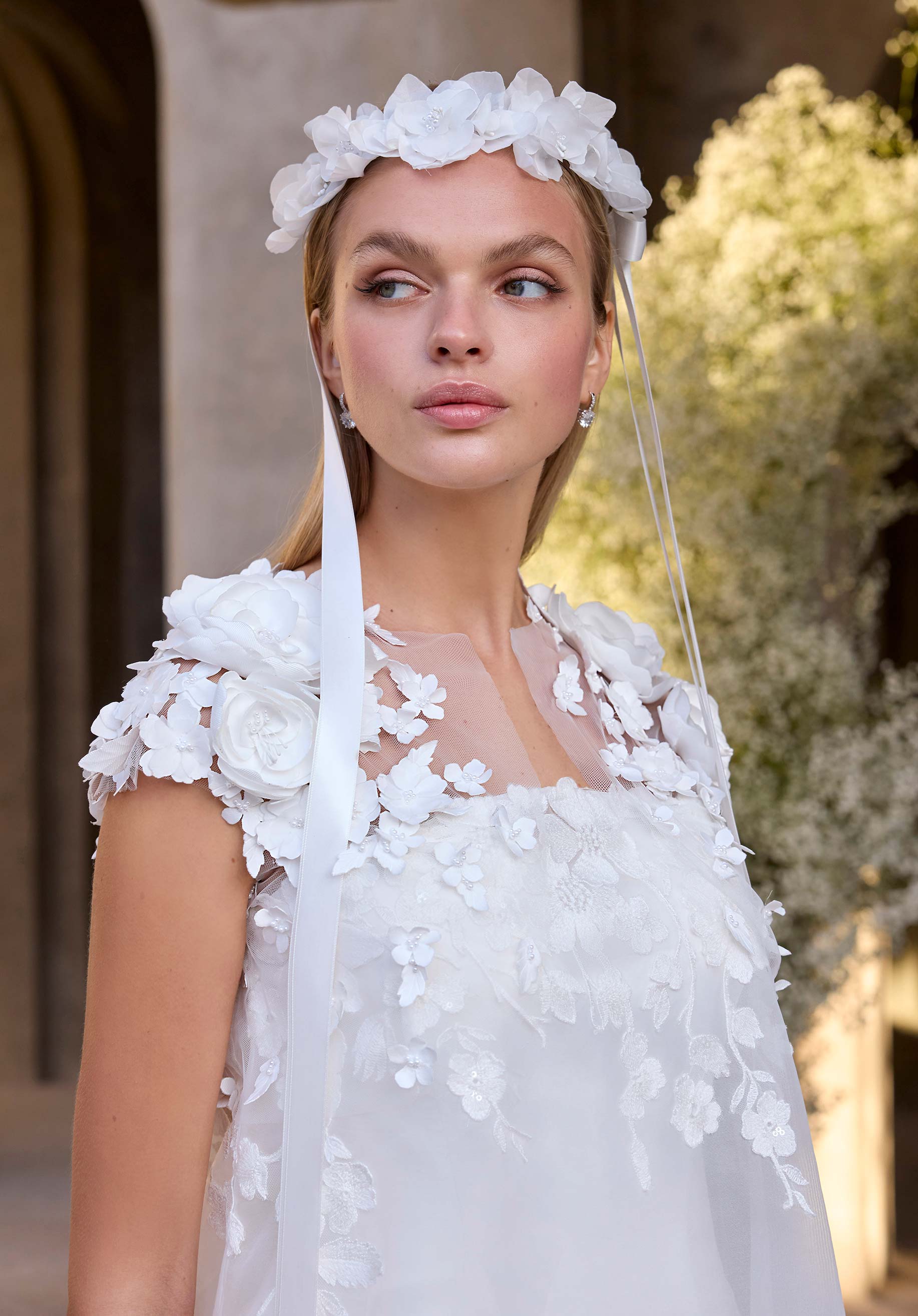 Calandra Wedding Dress - Image 4
