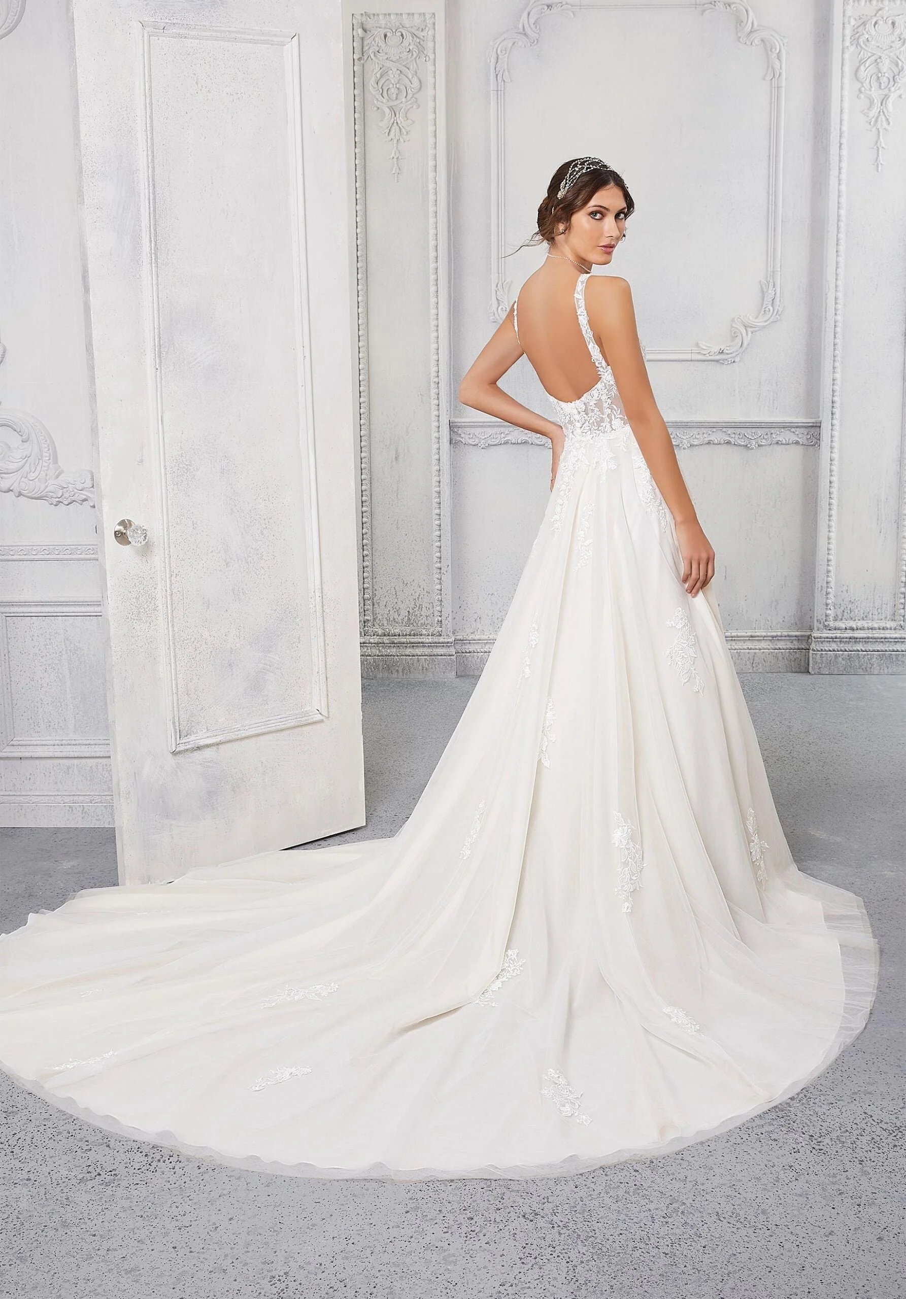 Cassandra Wedding Dress - Image 5