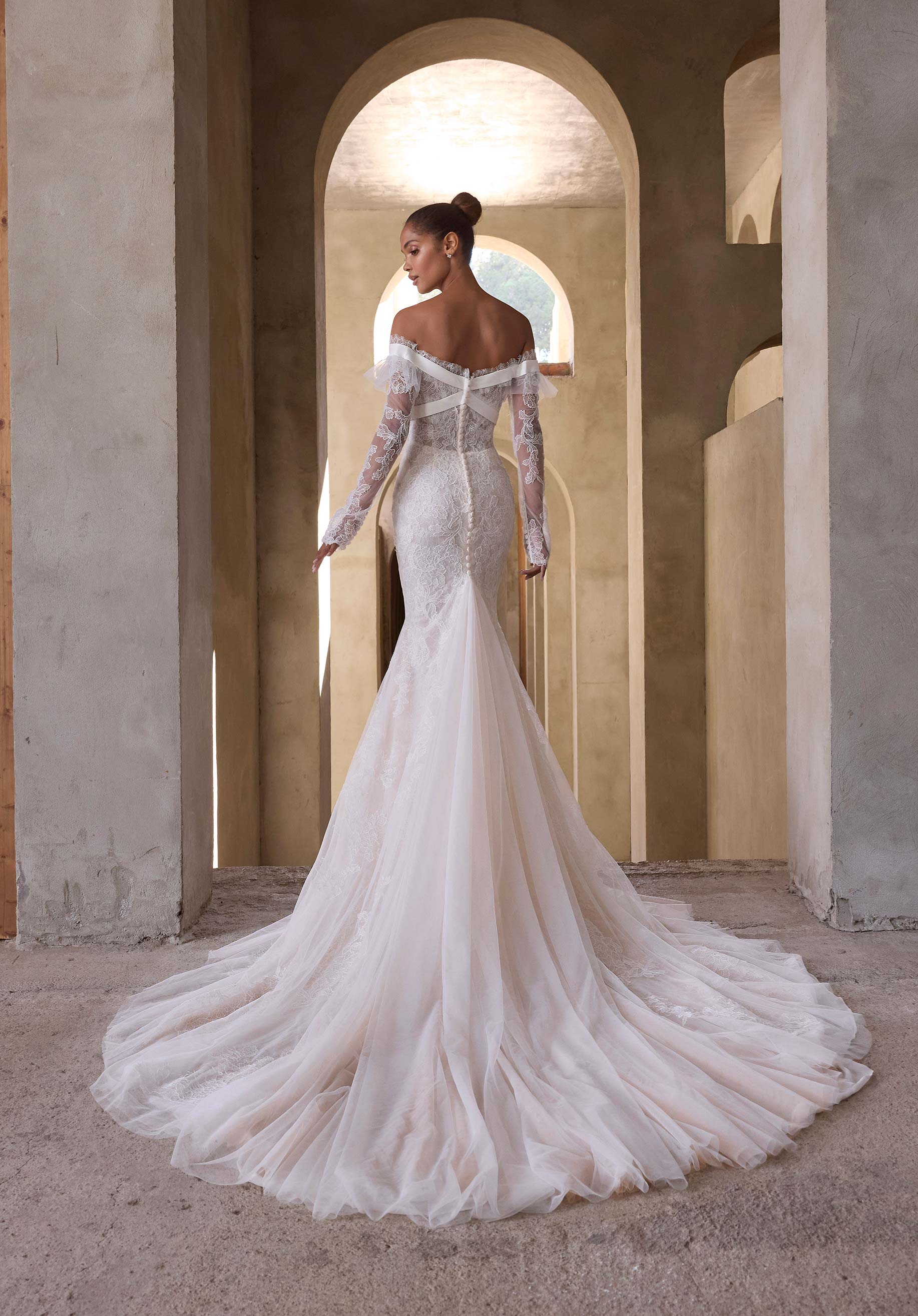 Chymera Wedding Dress - Image 4