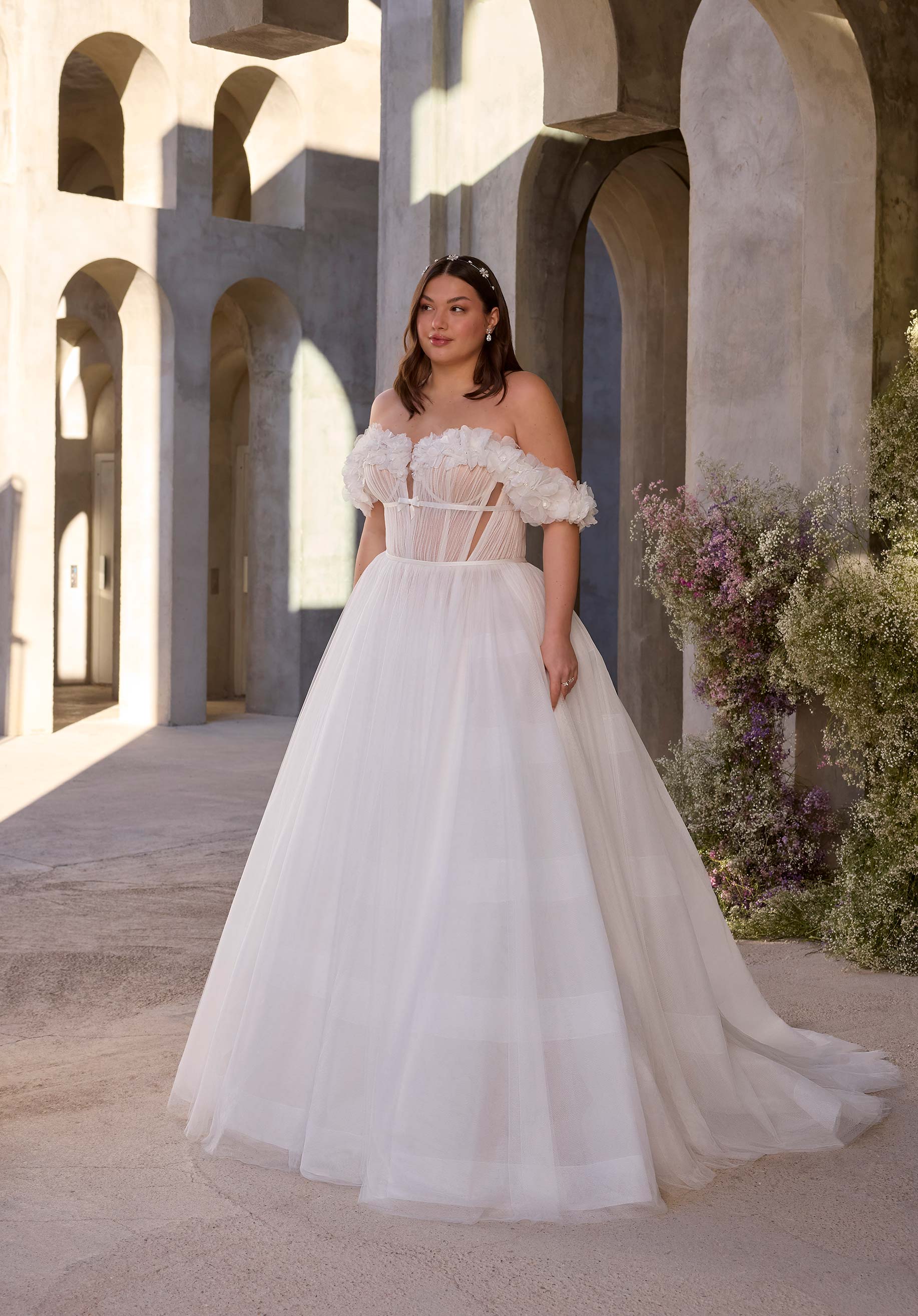 Claudia Wedding Dress - Image 3