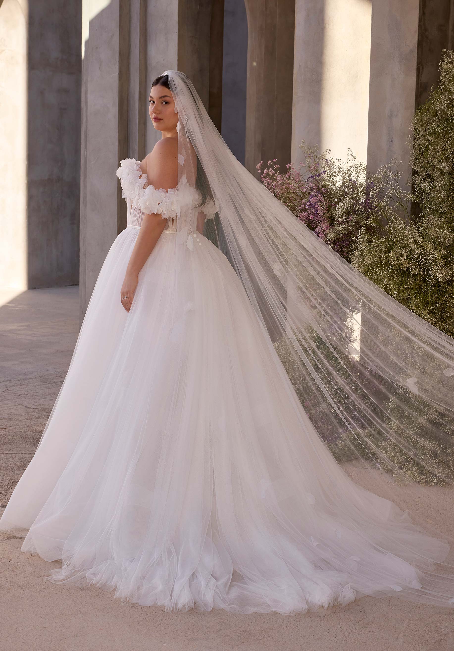 Claudia Wedding Dress - Image 4