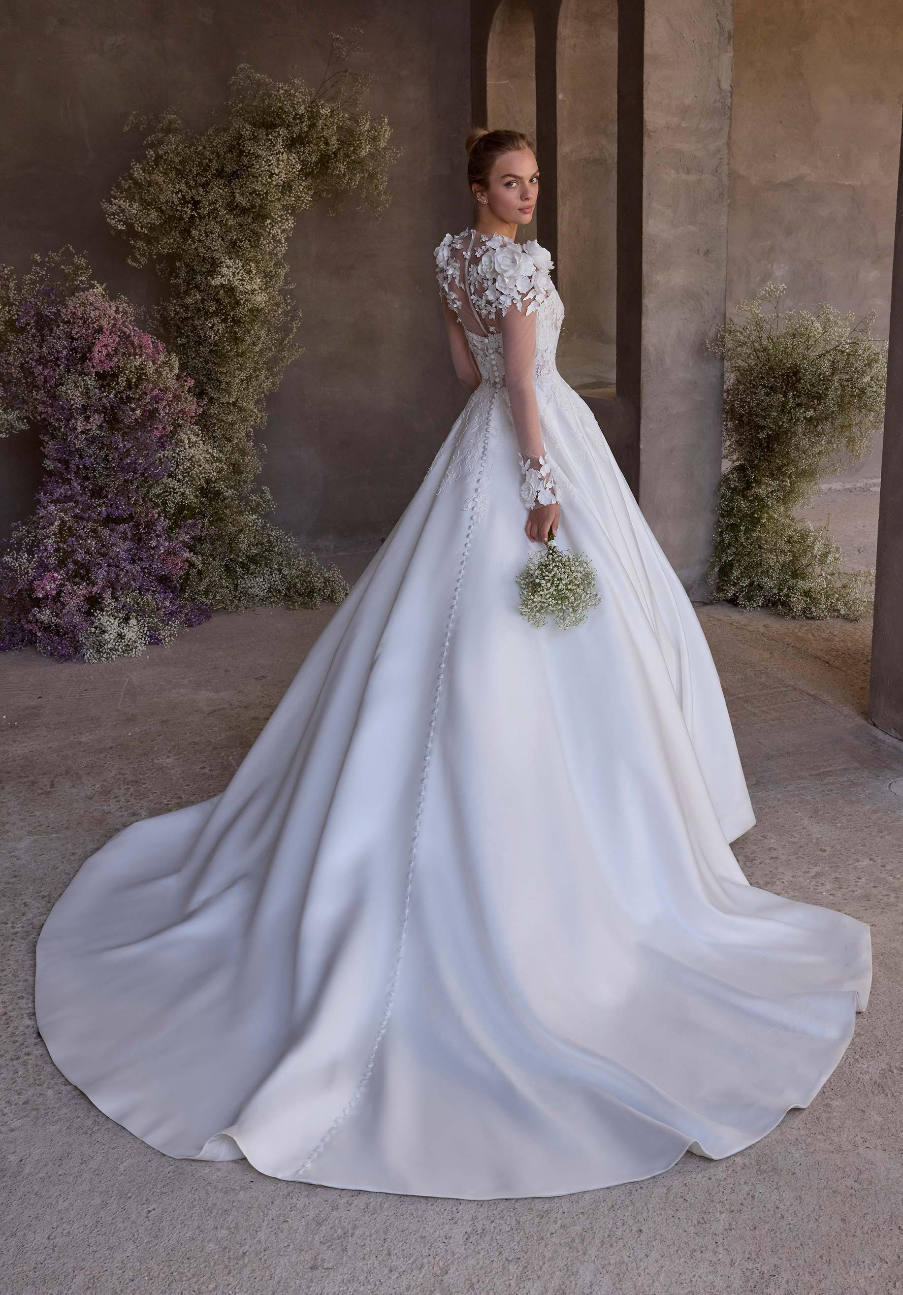 Clio Wedding Dress - Image 6