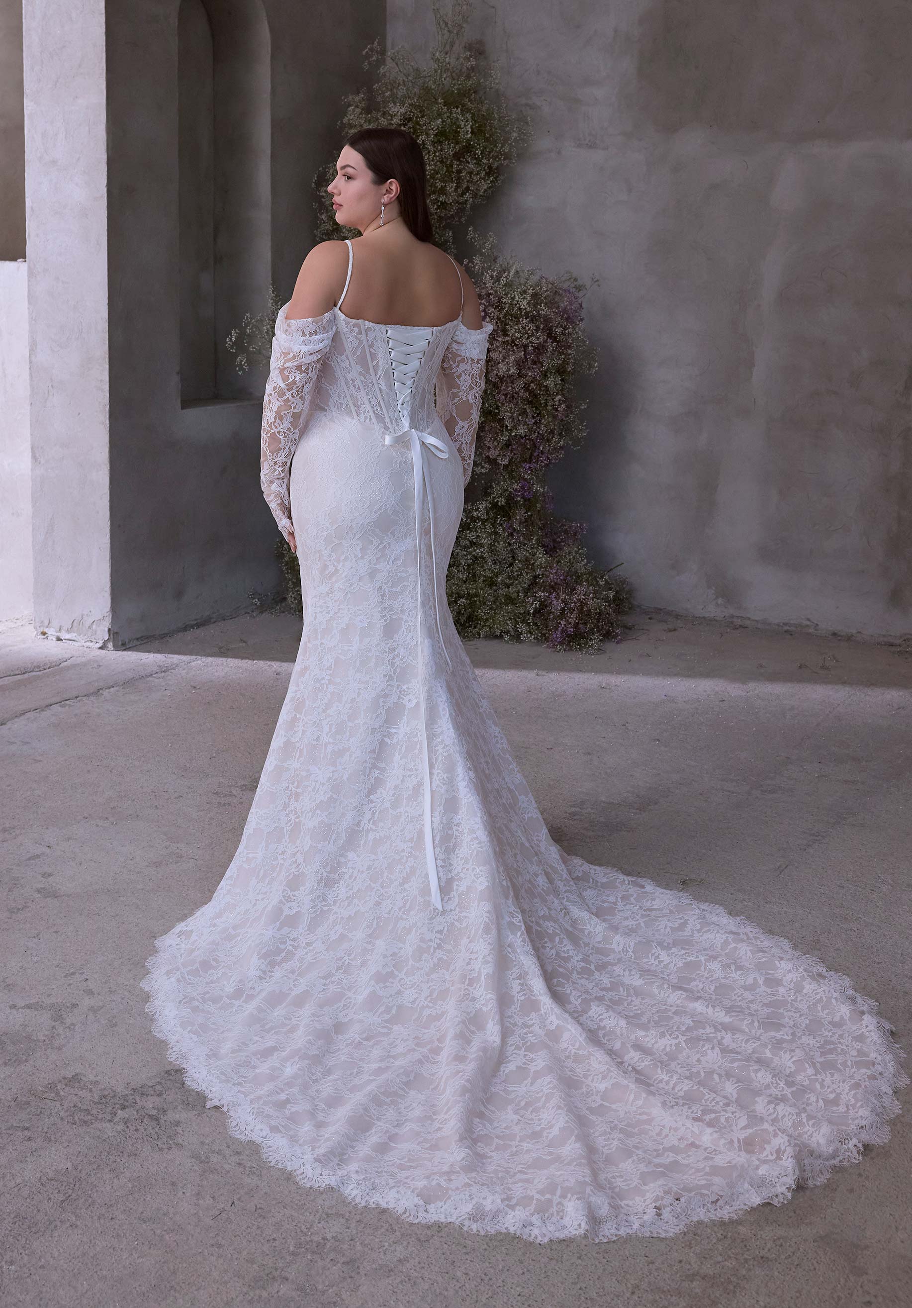 Constantia Wedding Dress - Image 4