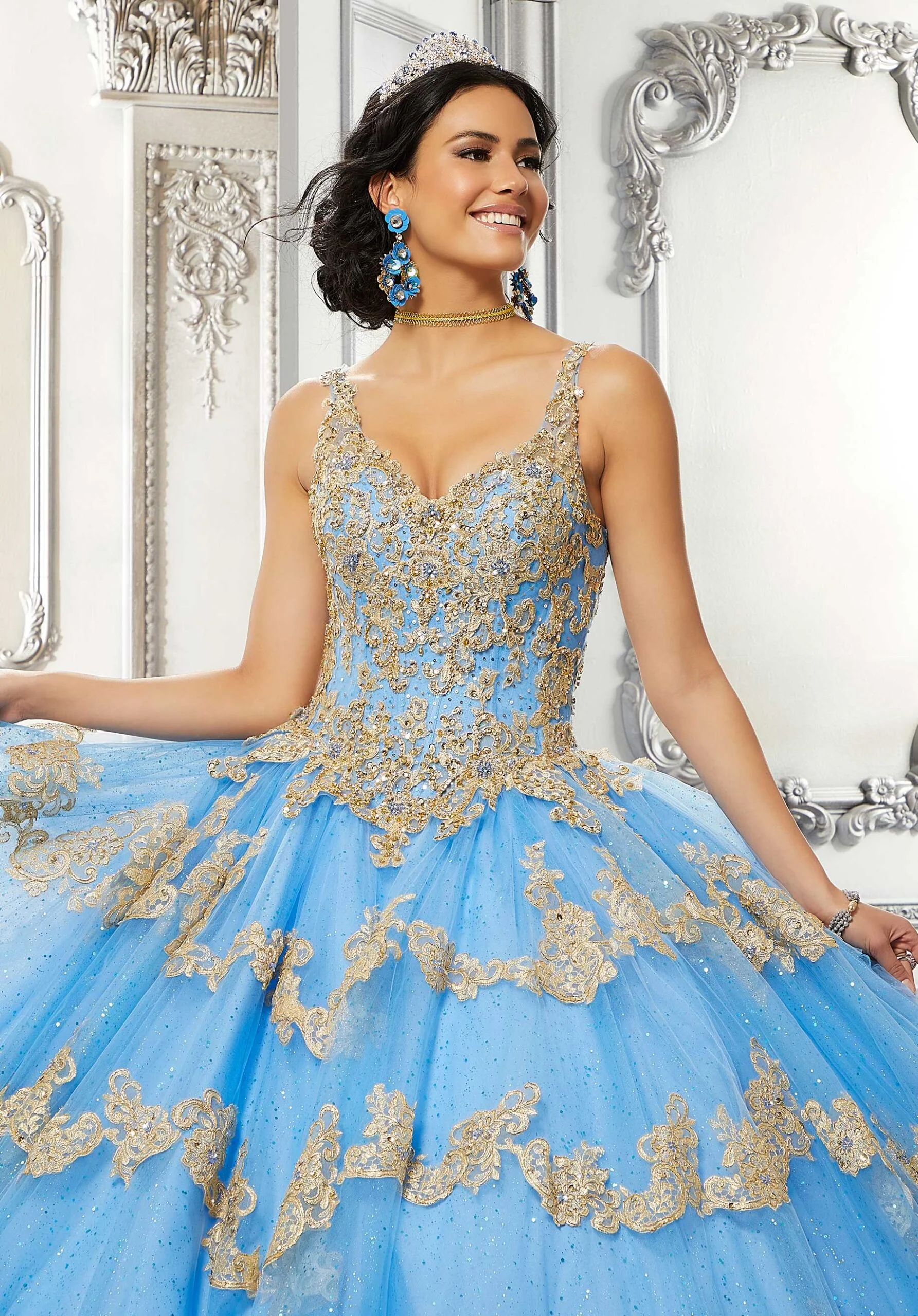 Contrasting Lace Applique Quinceañera Dress - Image 2