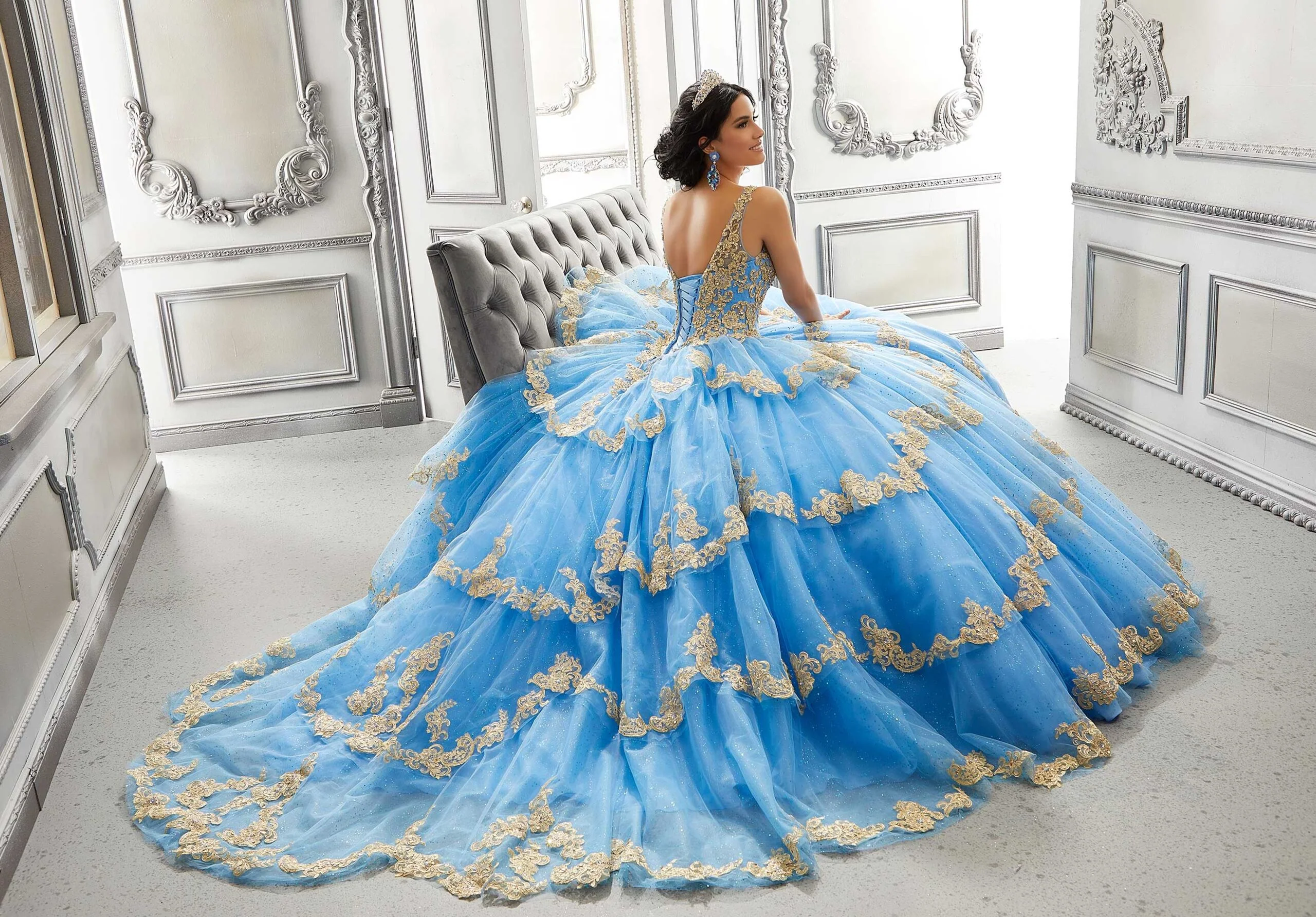 Contrasting Lace Applique Quinceañera Dress - Image 5