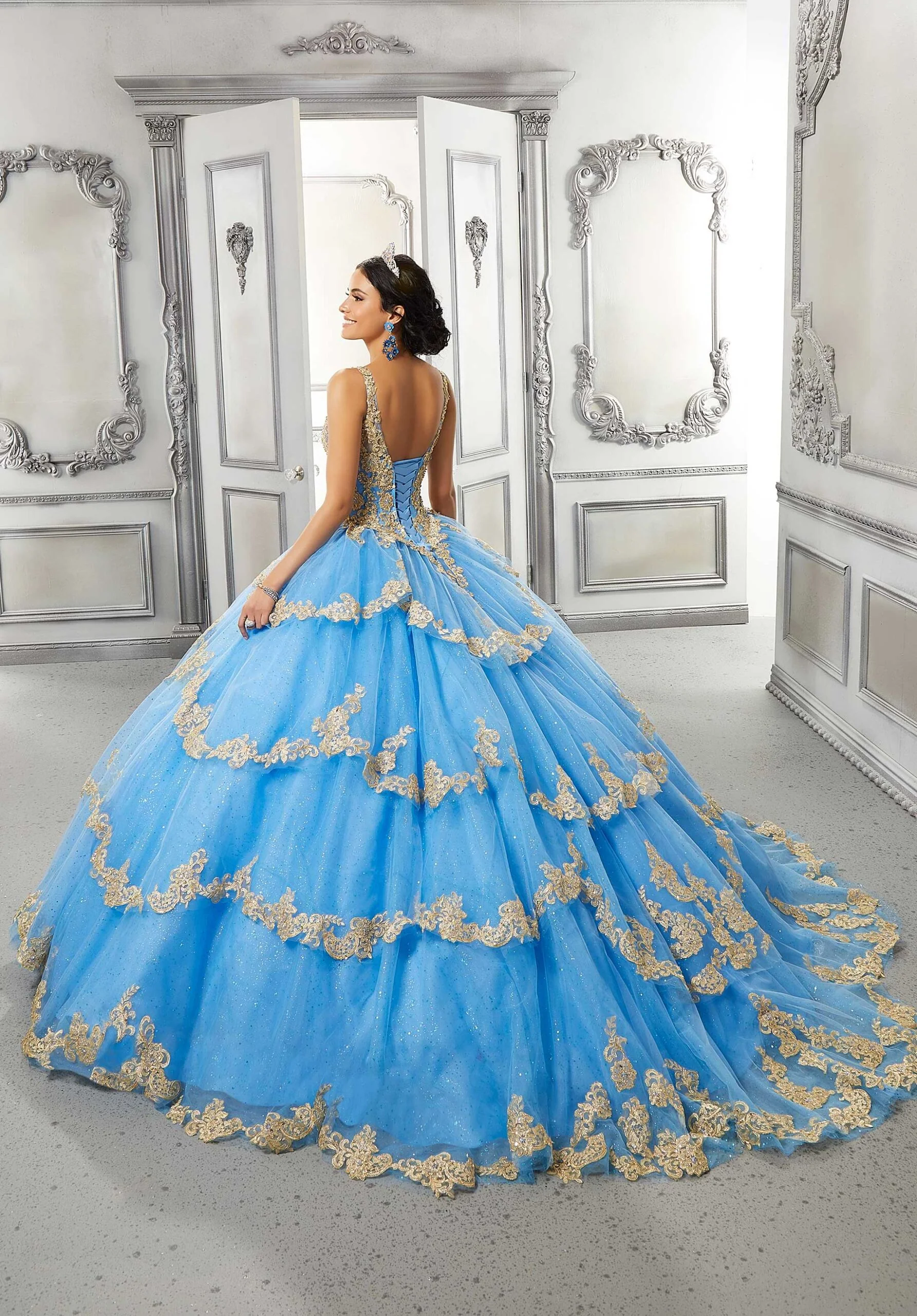 Contrasting Lace Applique Quinceañera Dress - Image 6