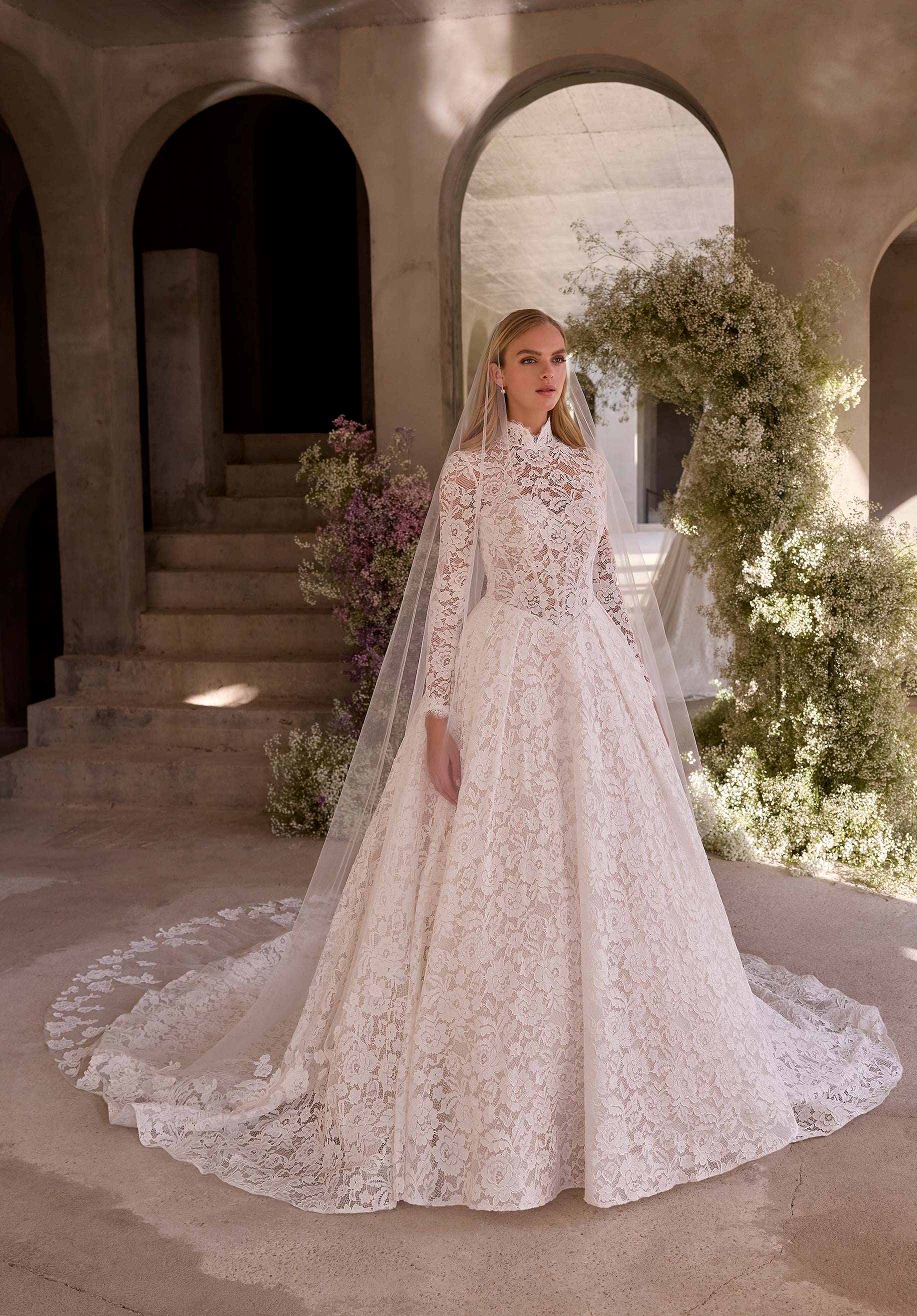 Delia Wedding Dress - Image 6