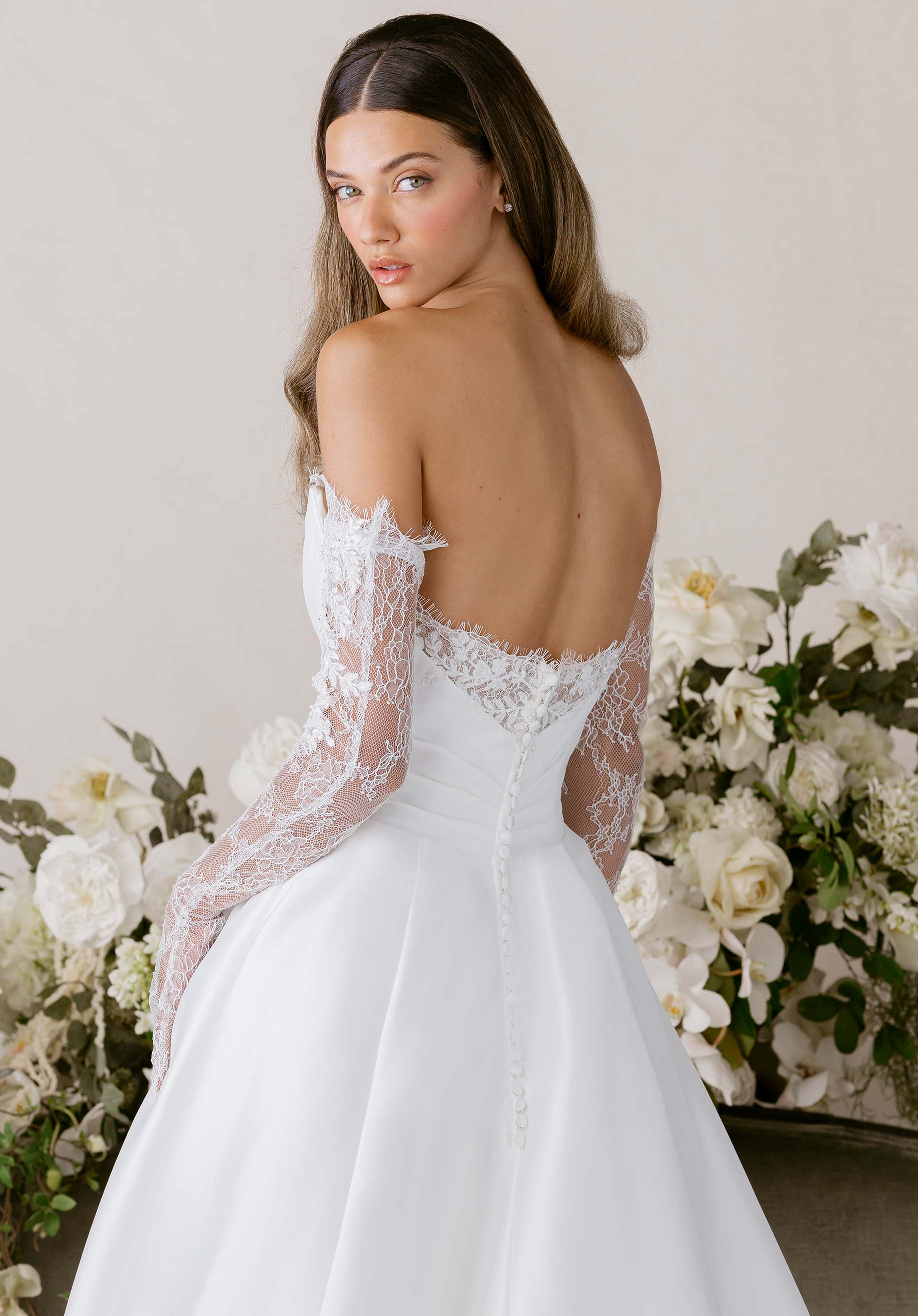 Dove Wedding Dress - Image 3