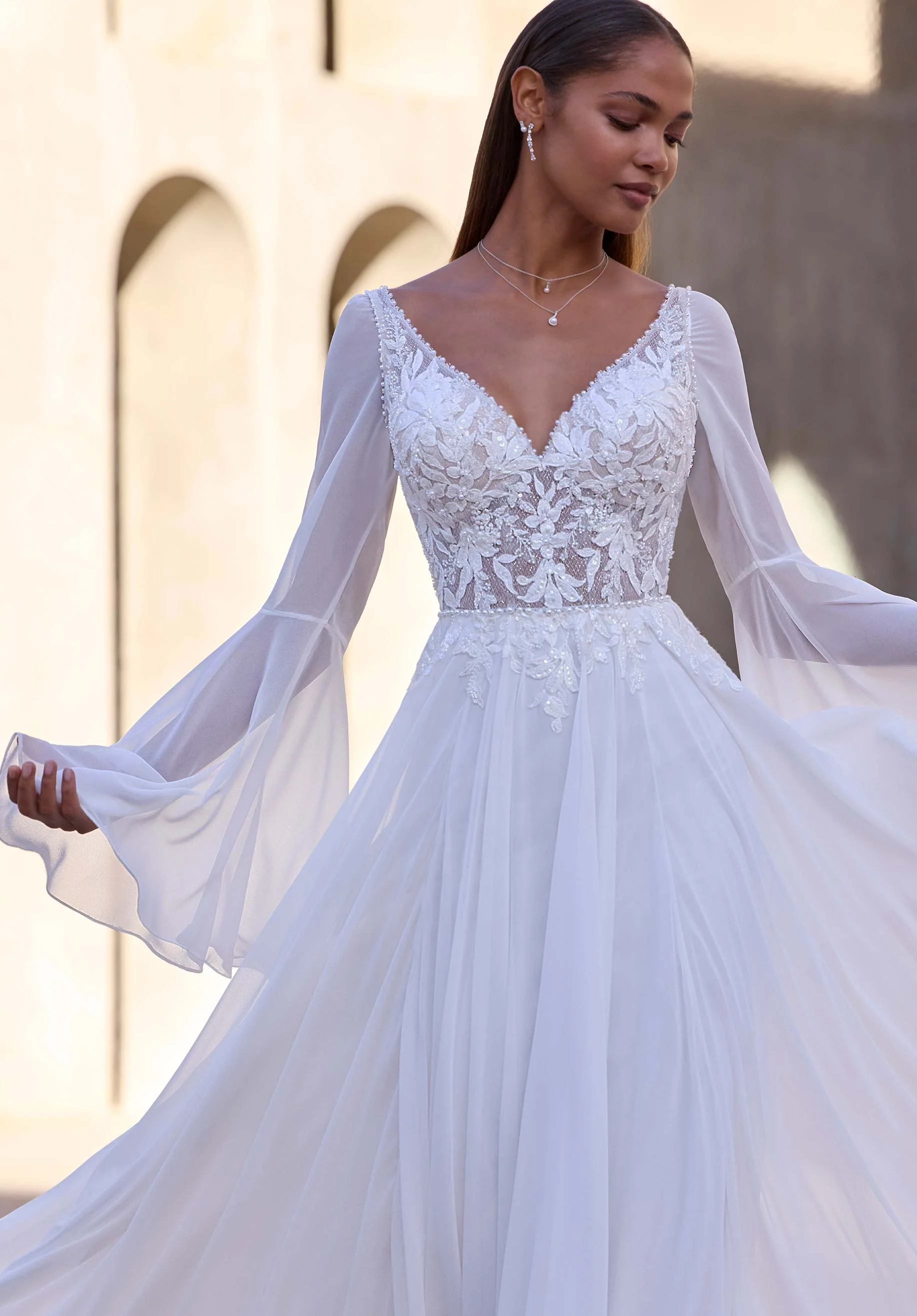 Dria Wedding Dress - Image 4