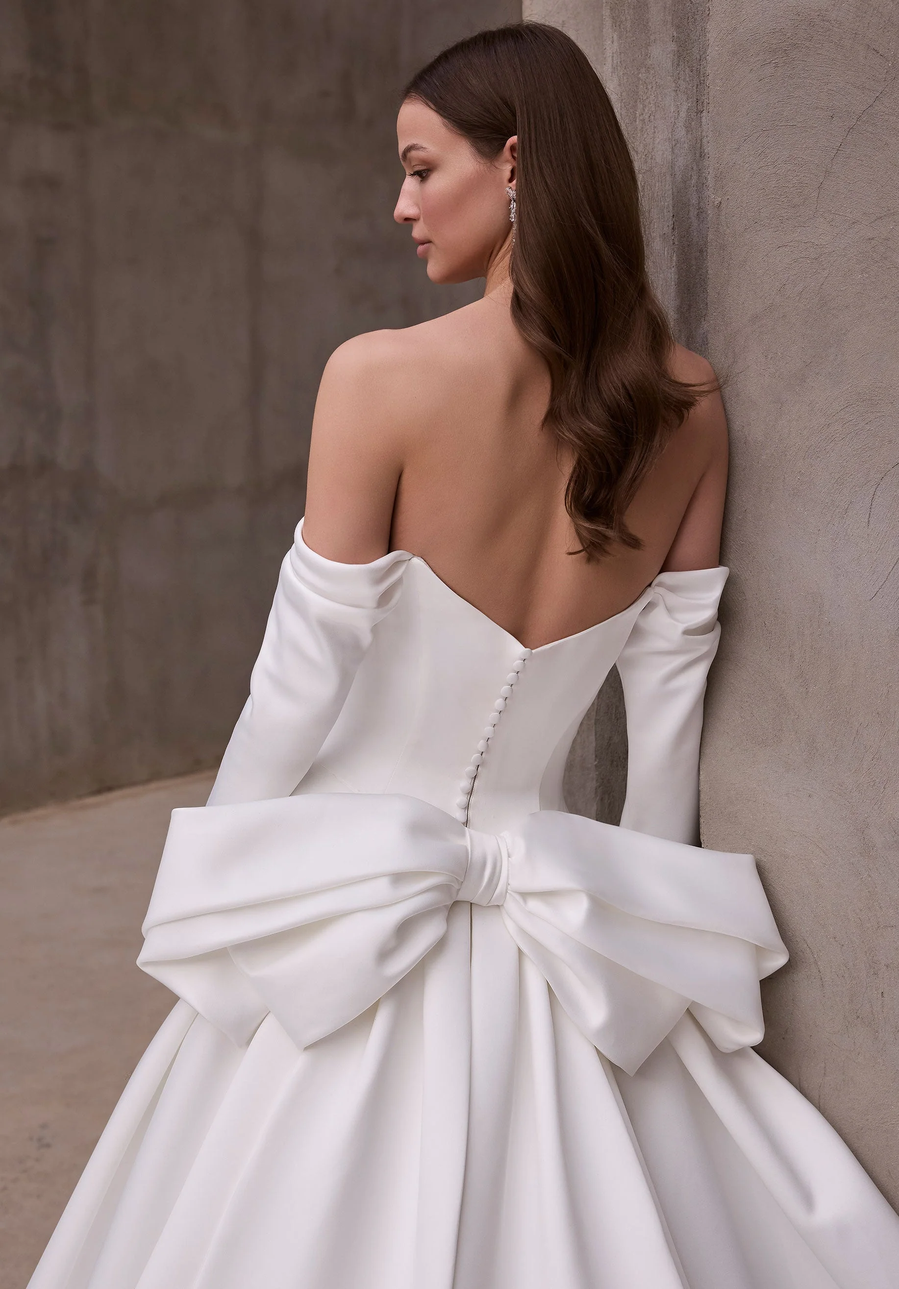 Duchess Satin Back Bow