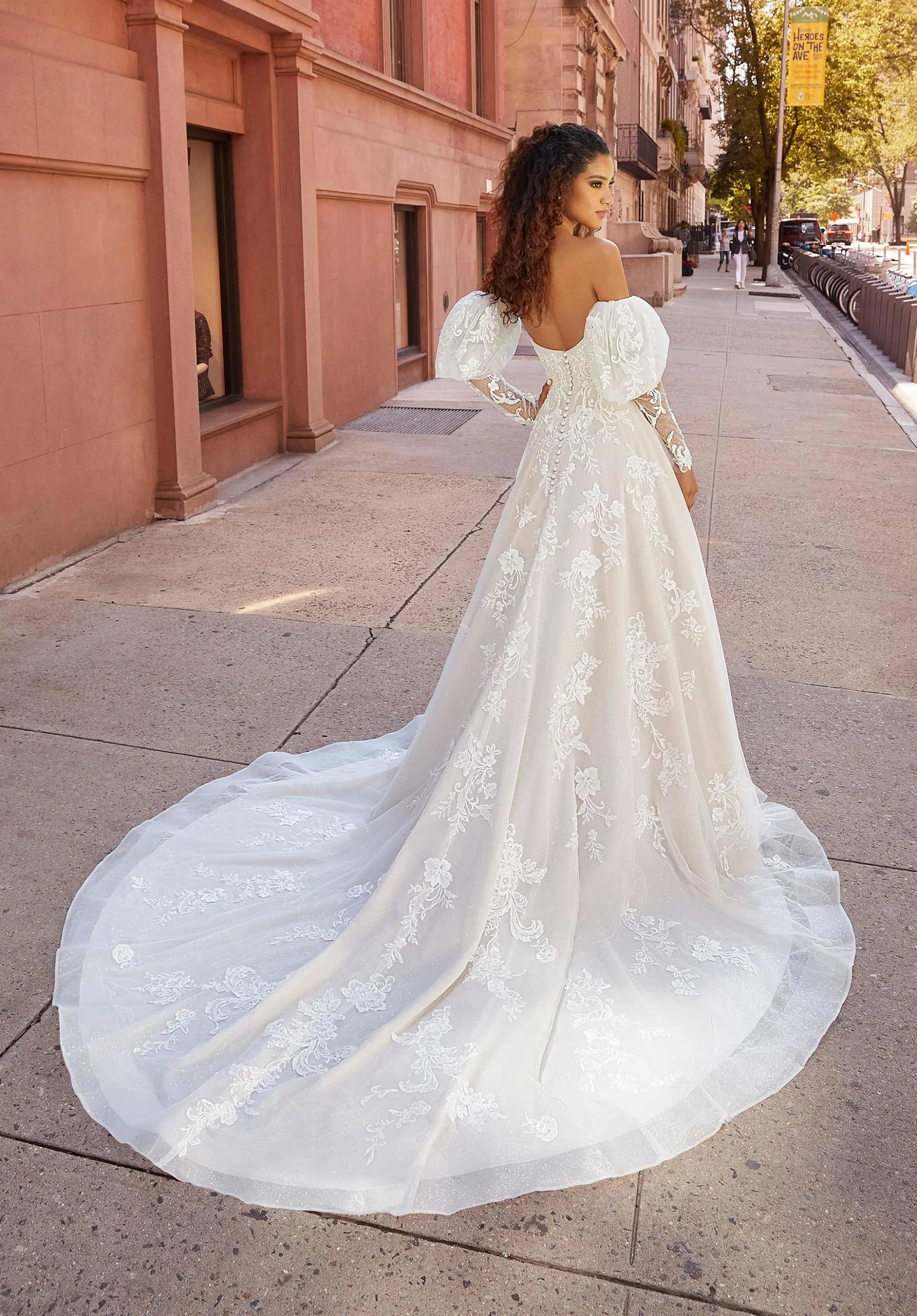 Janice Wedding Dress - Image 5