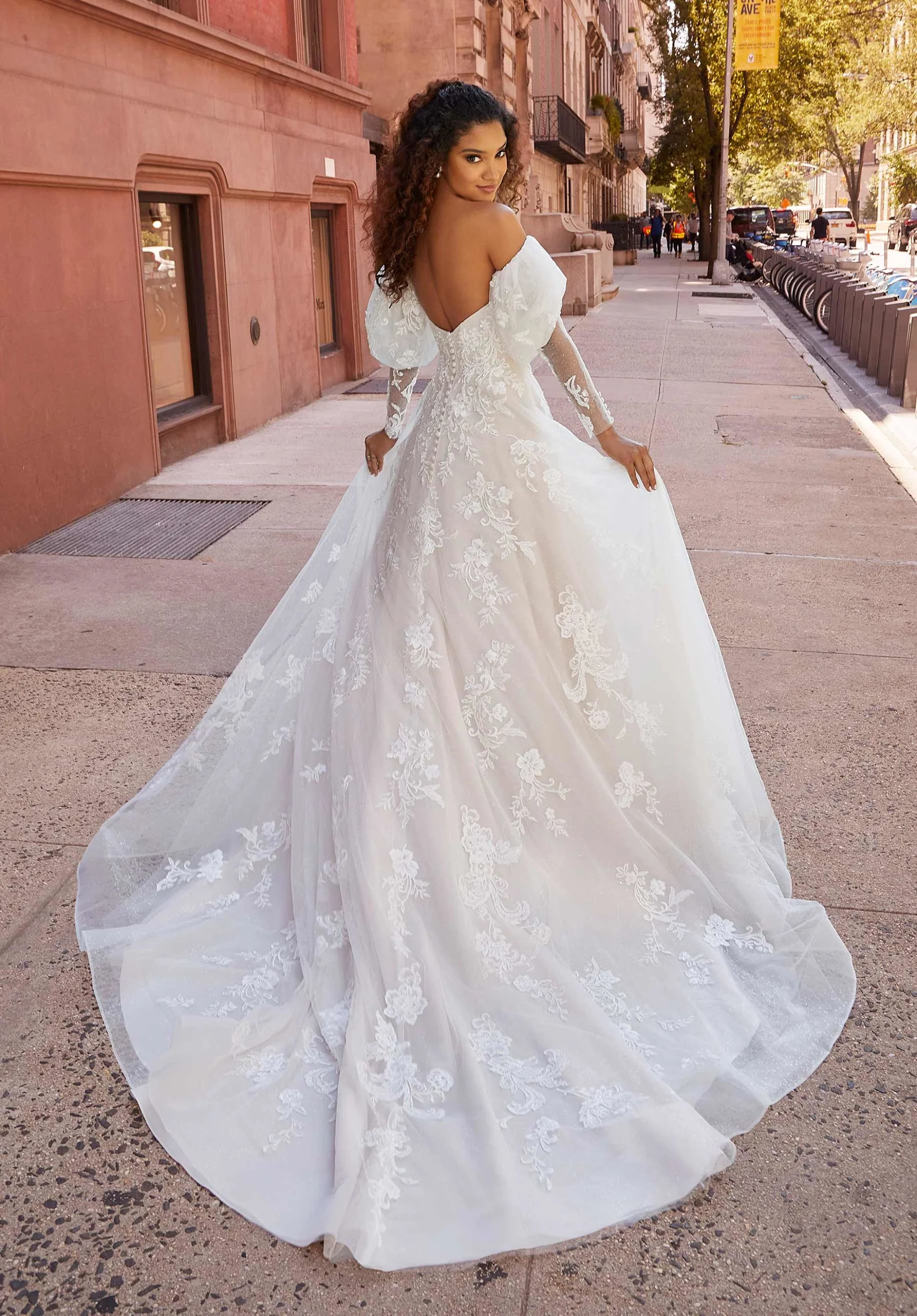 Janice Wedding Dress - Image 6