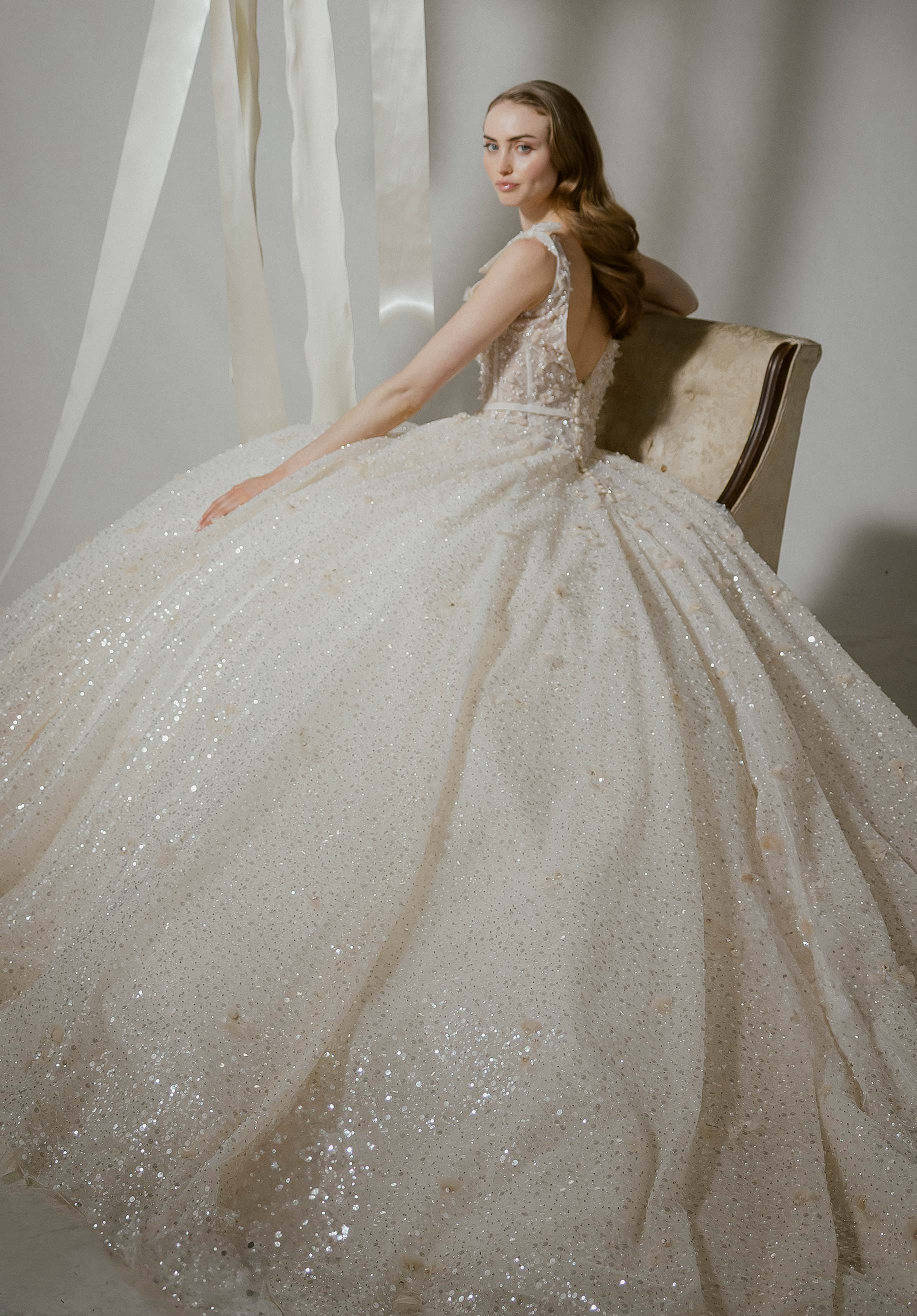 Eléa Wedding Dress - Image 3