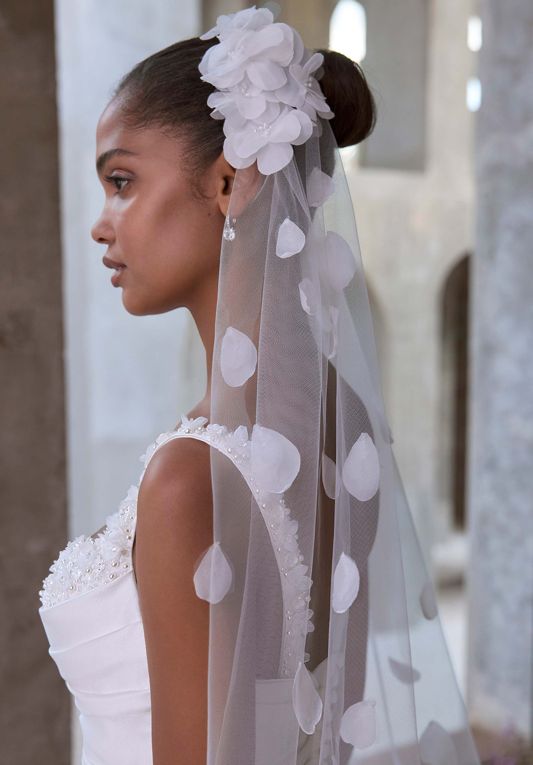 Electra Wedding Dress - Image 4