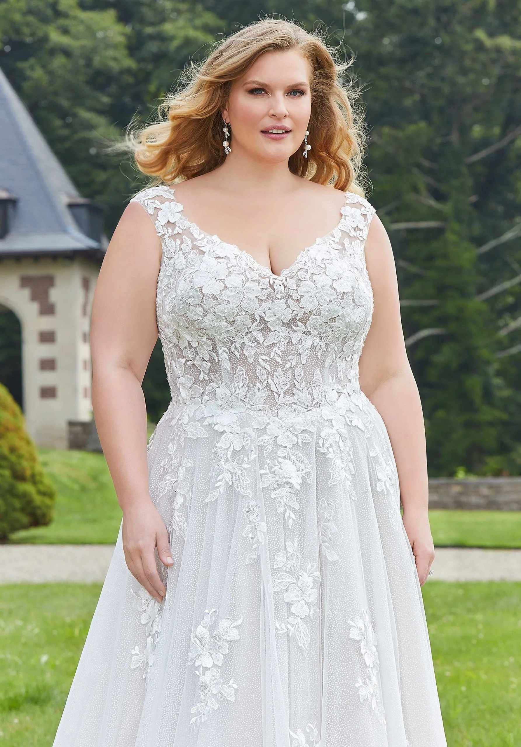 Emberly Wedding Dress - Image 3