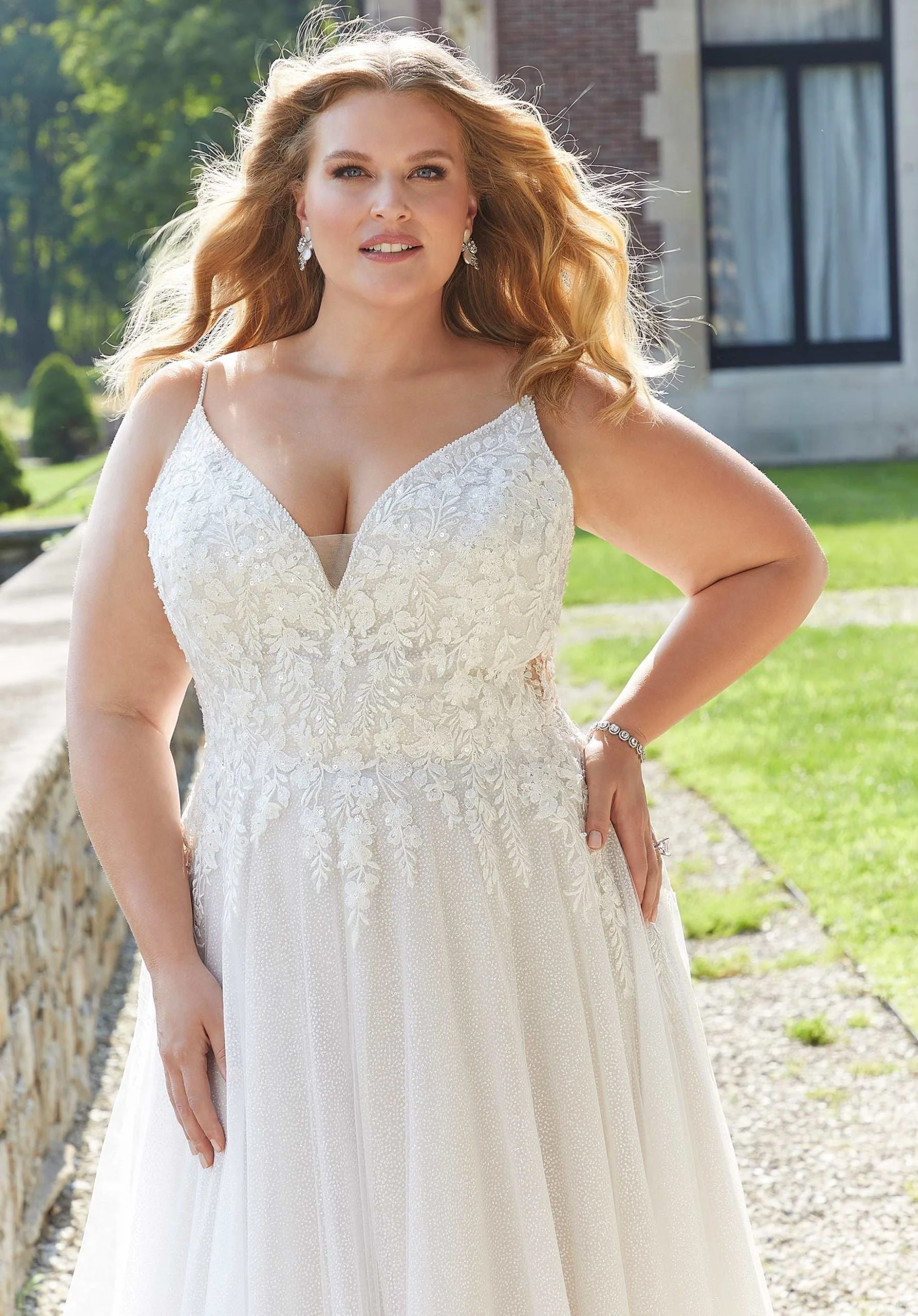Evanna Wedding Dress - Image 2