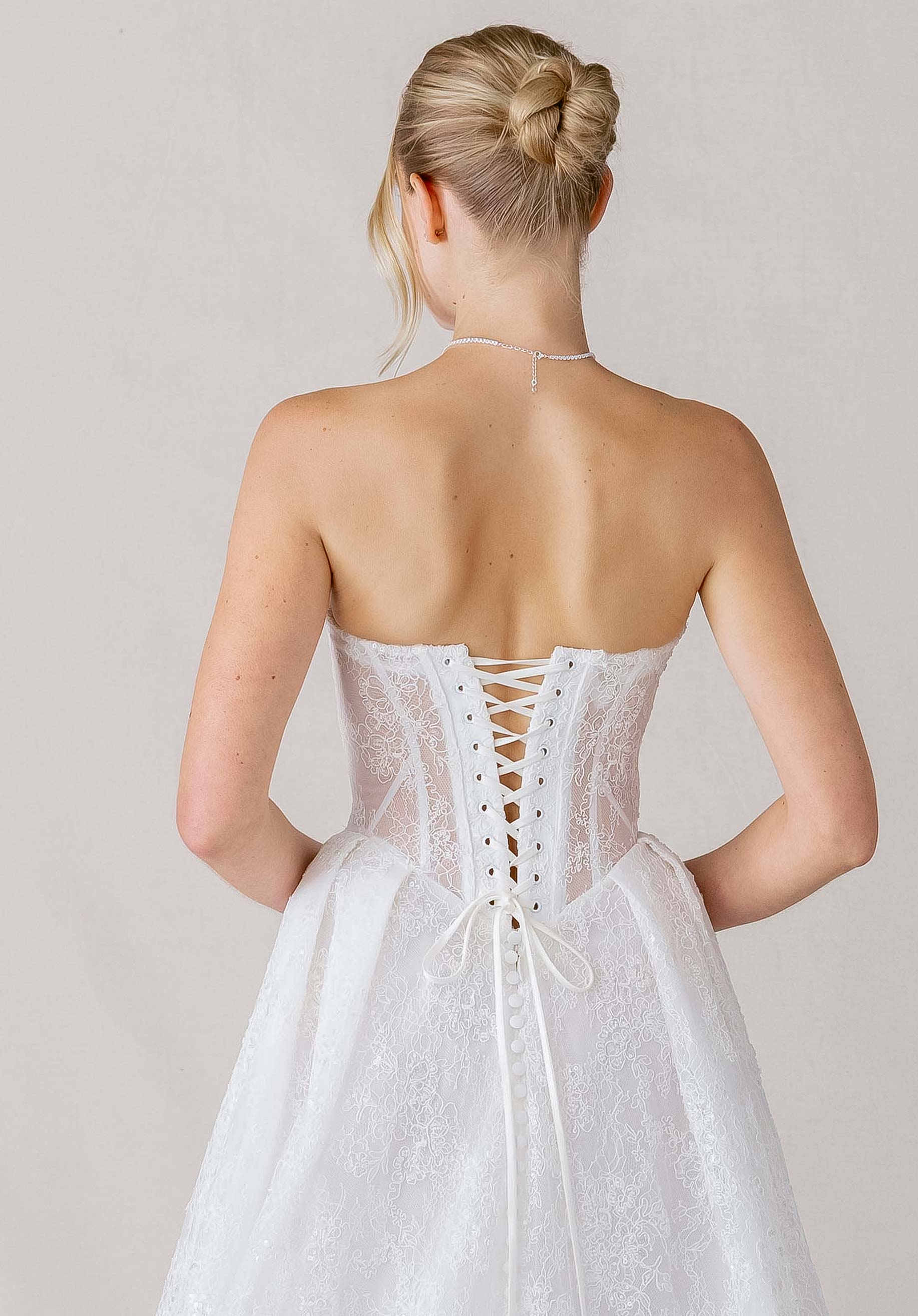 Everette Wedding Dress - Image 4