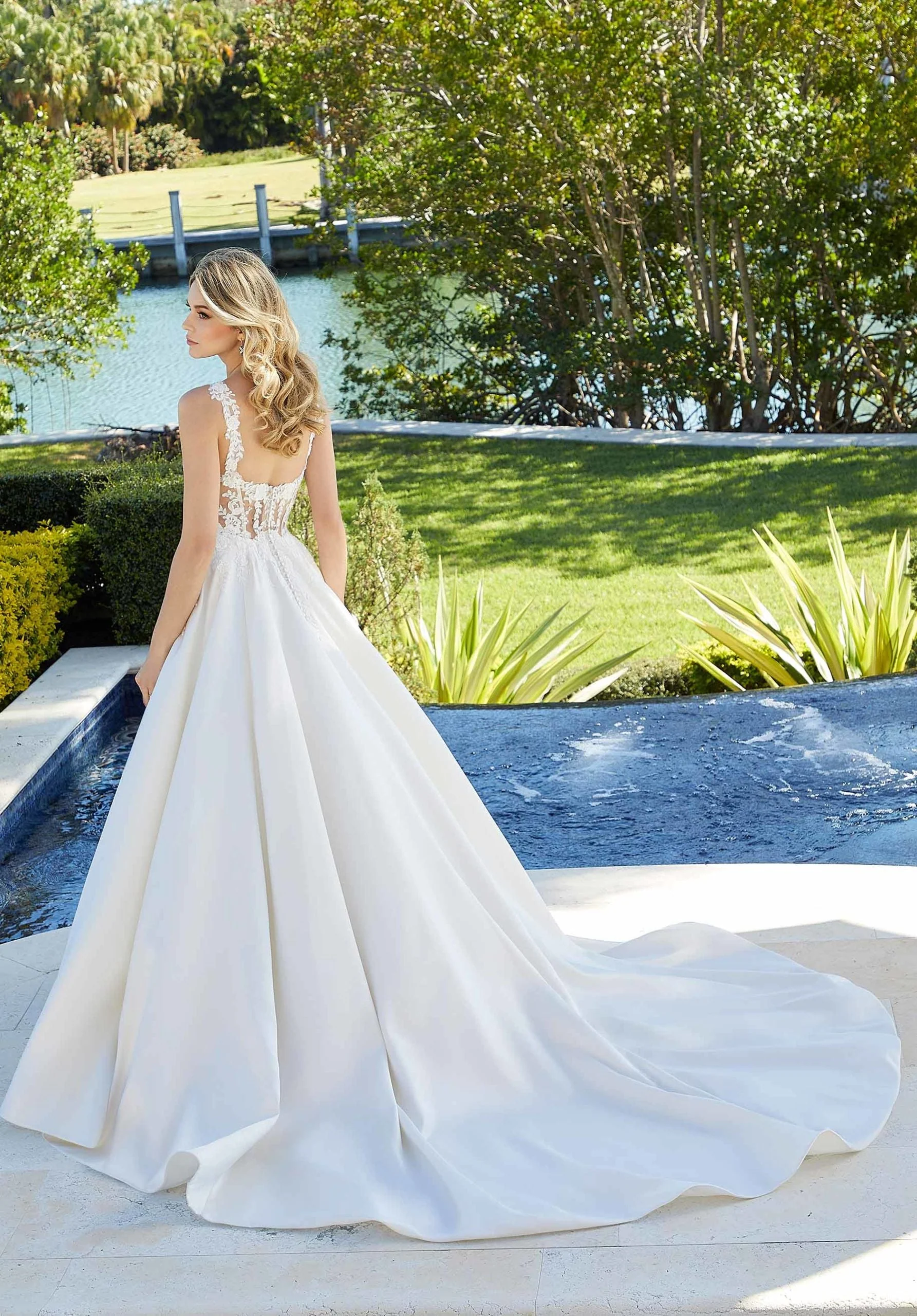 Fidelia Wedding Dress - Image 3