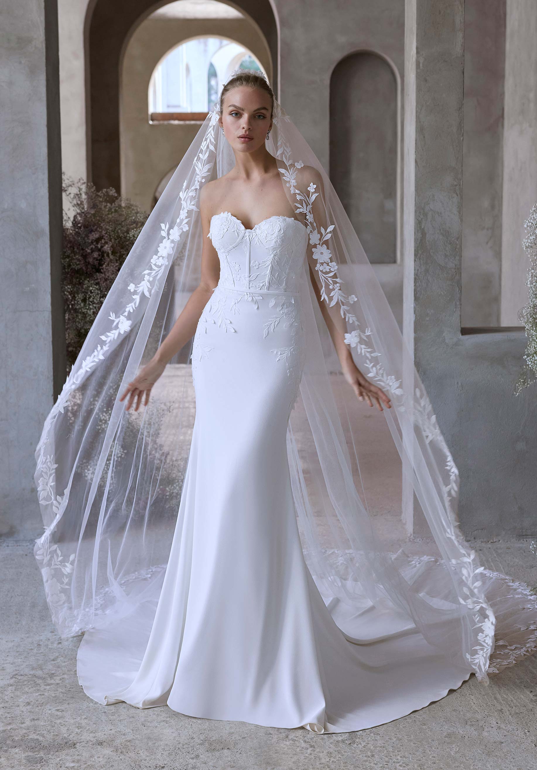 Finnli Wedding Dress - Image 6