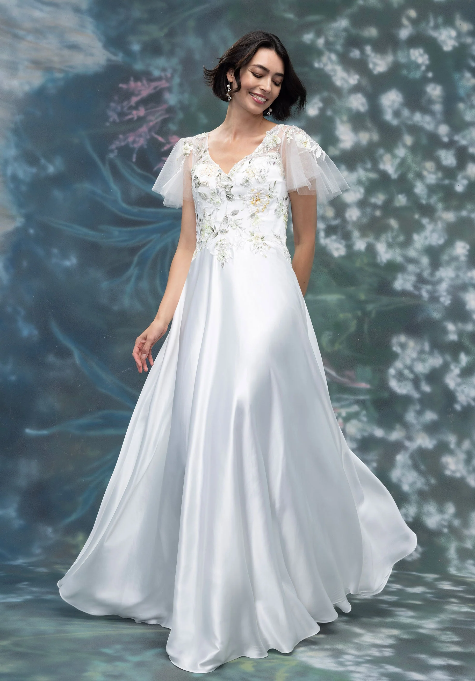 Floral Embroidered Satin A-Line Evening Gown with Flutter Sleeves - Image 4