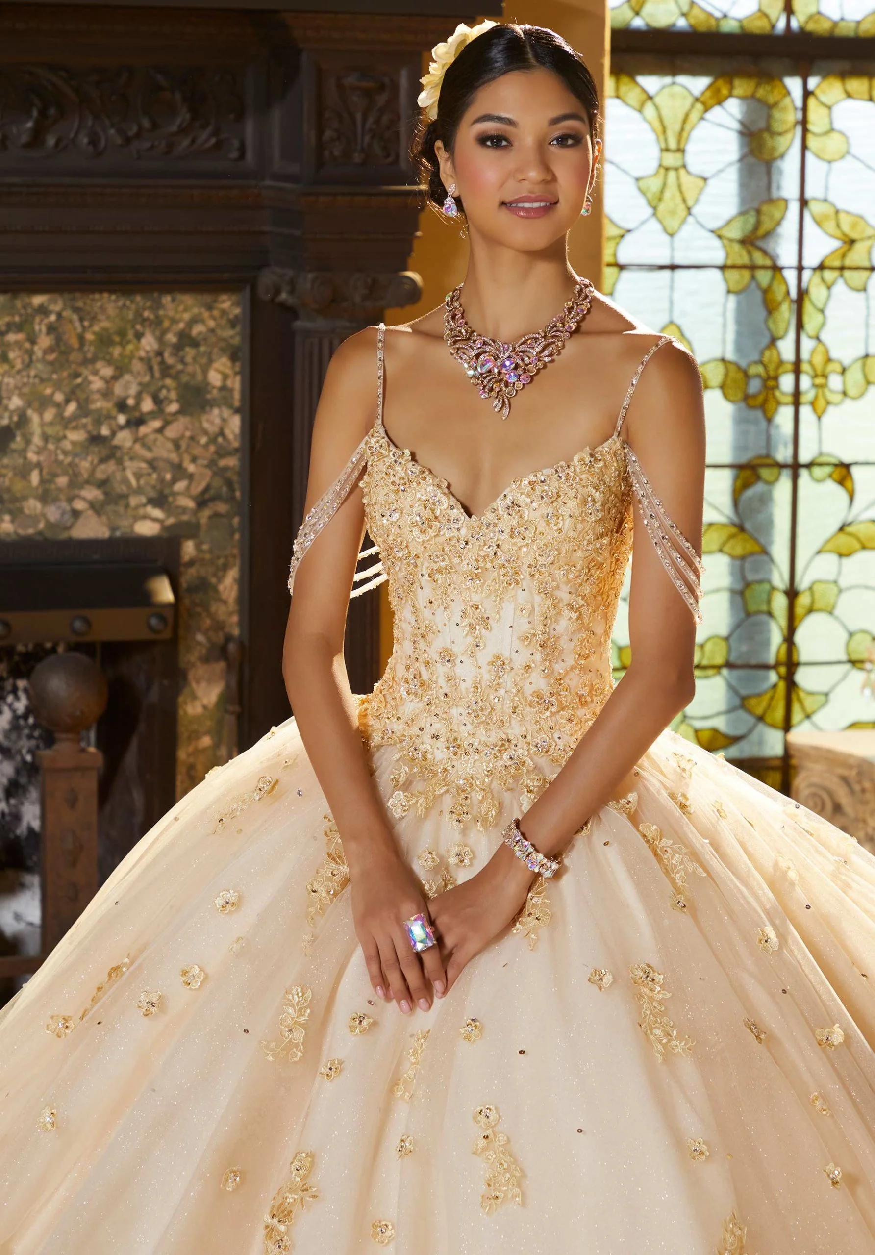 Floral Lace Quinceañera Dress with Three-Dimensional Appliqués - Image 6