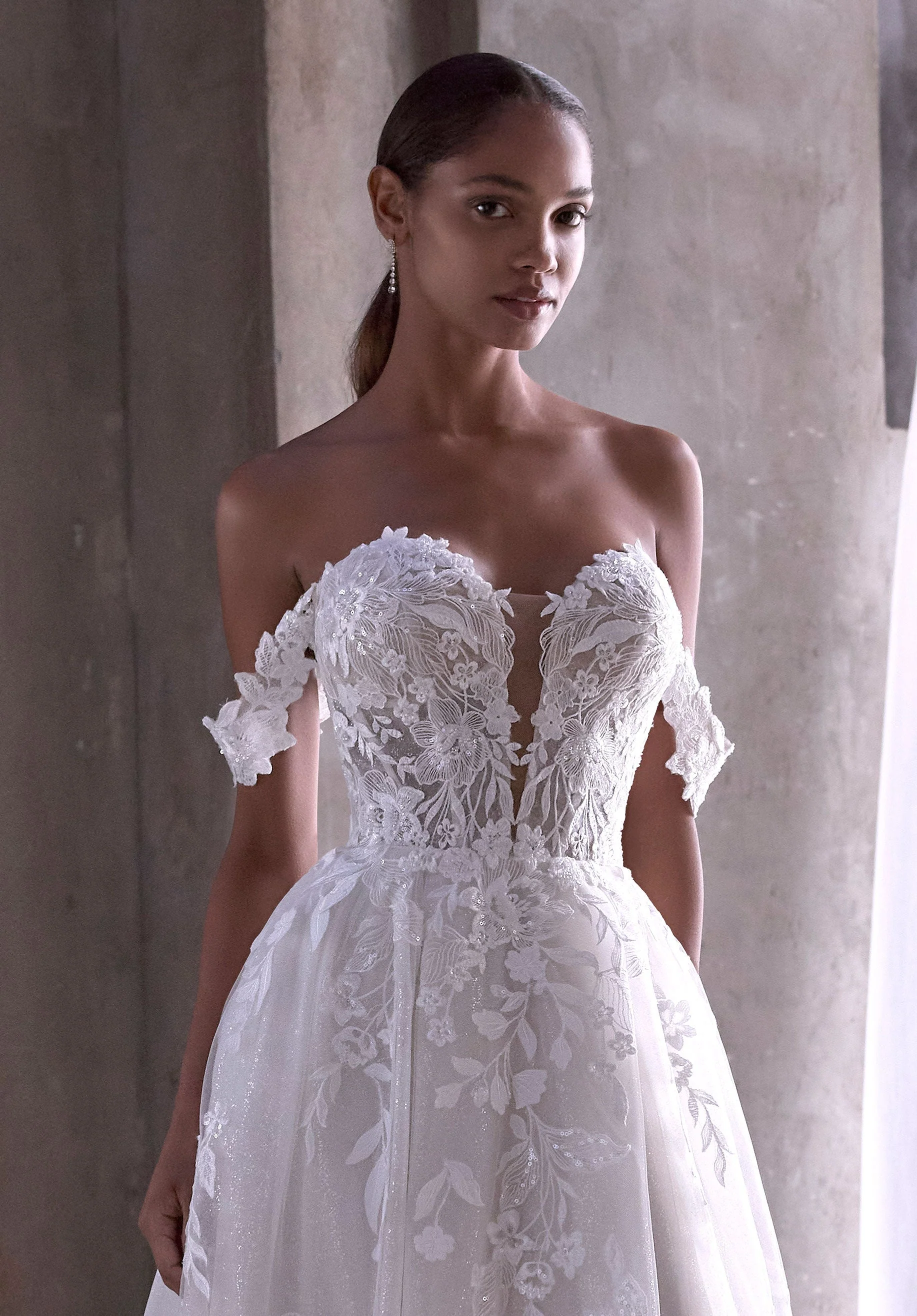 Floral Threadwork Off the Shoulder Sleeves