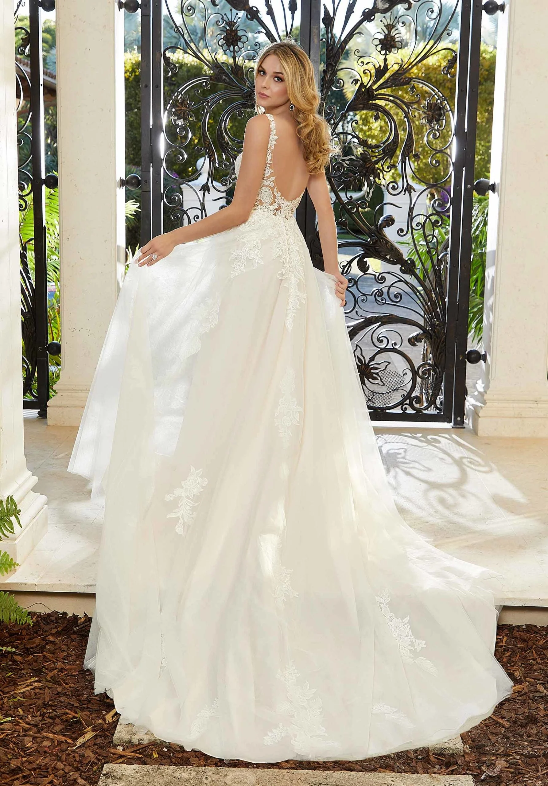 Fortuna Wedding Dress - Image 3
