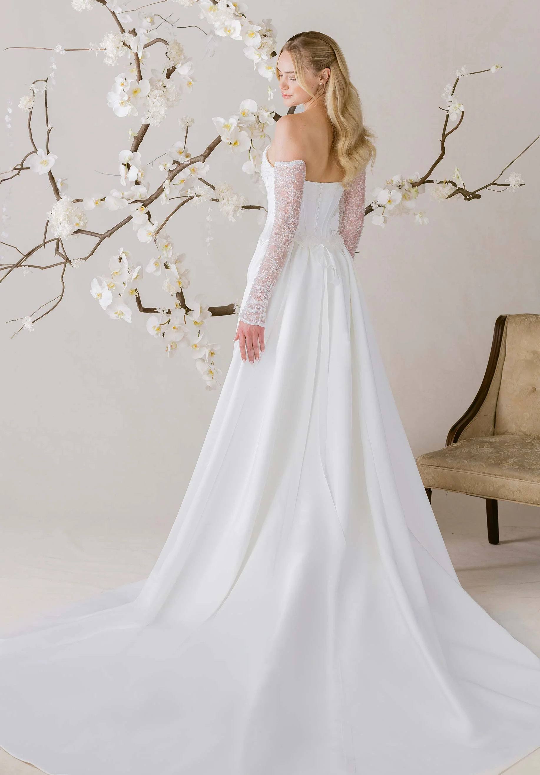 Fouetté Wedding Dress - Image 4
