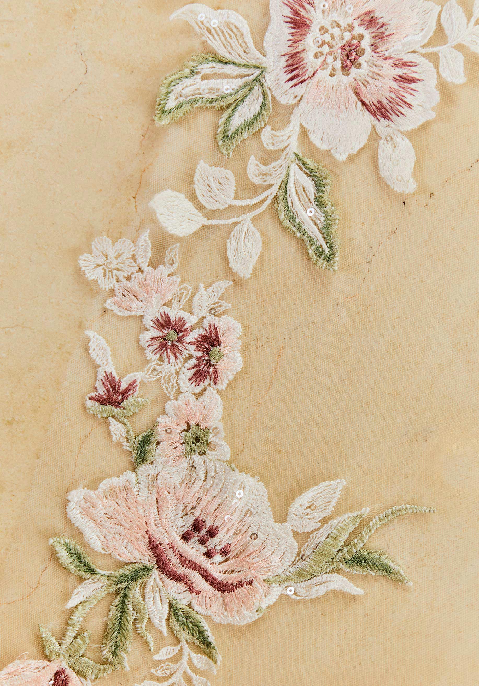 Frosted Embroidered Floral Lace Veil - Image 2