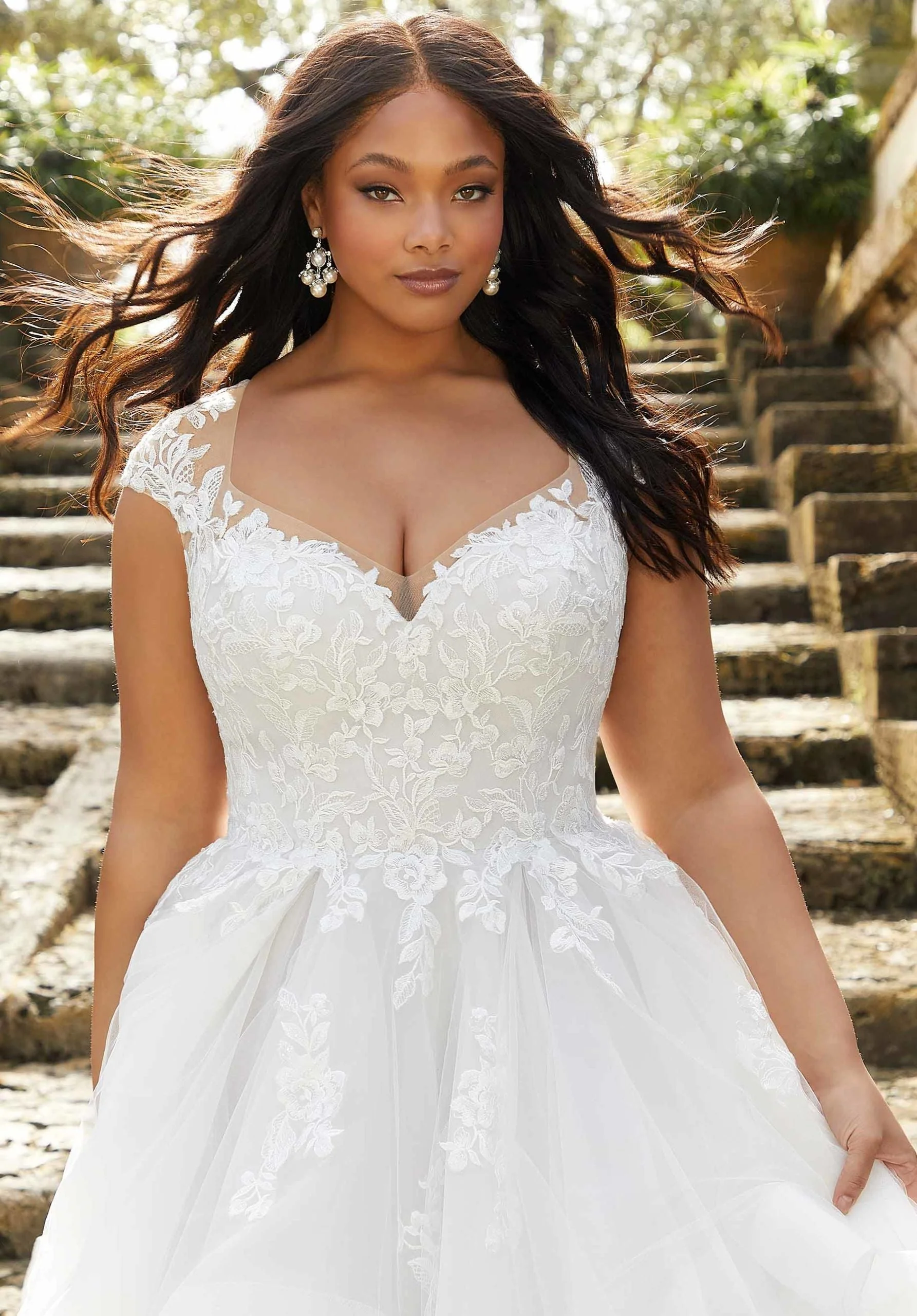Garcelle Wedding Dress - Image 2