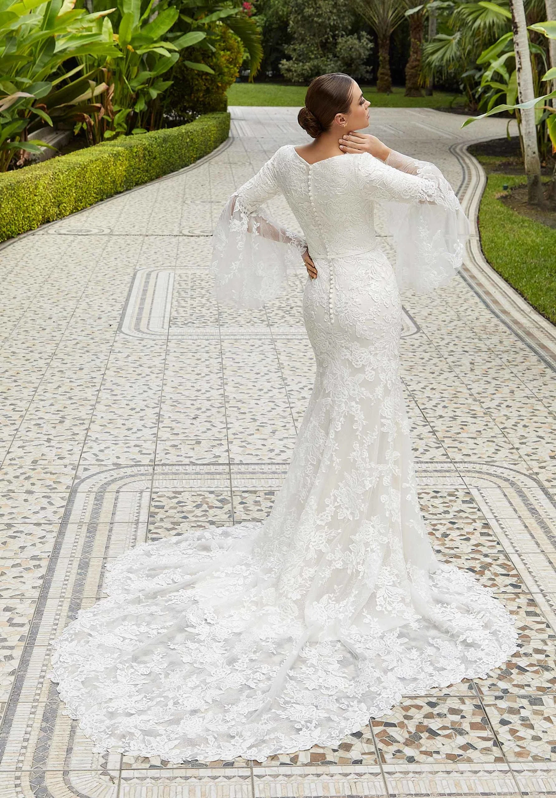 Gwenyth Wedding Dress - Image 5